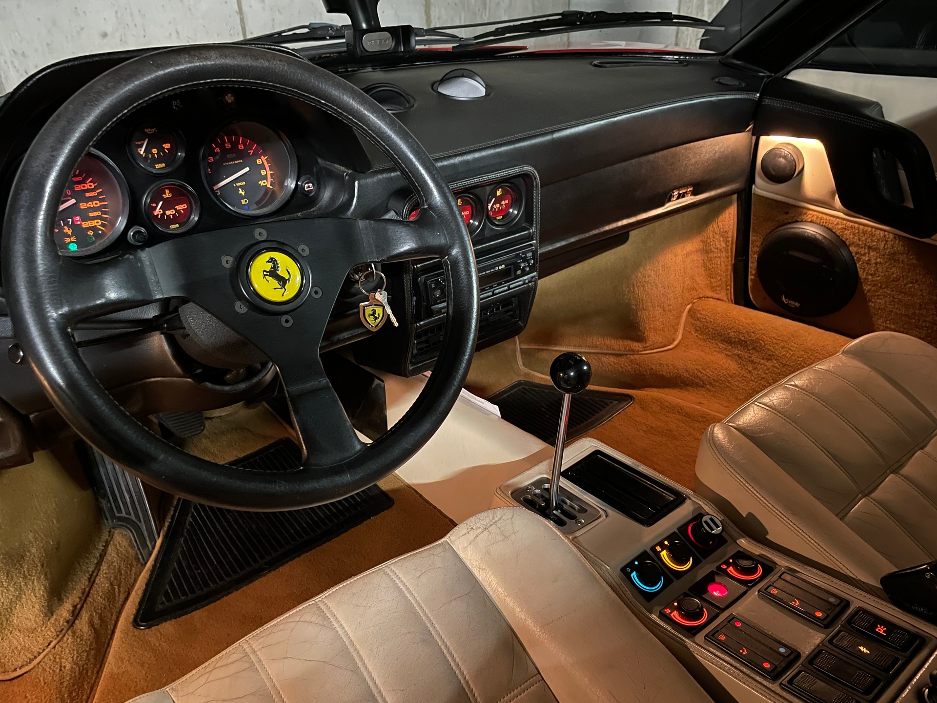 FERRARI 328 GTS-image-16
