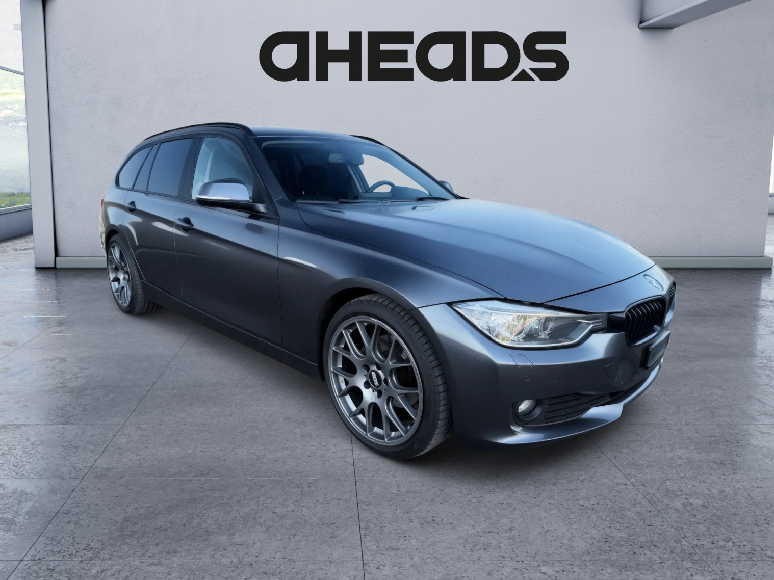BMW 320d Touring Steptronic-showroom-element-1