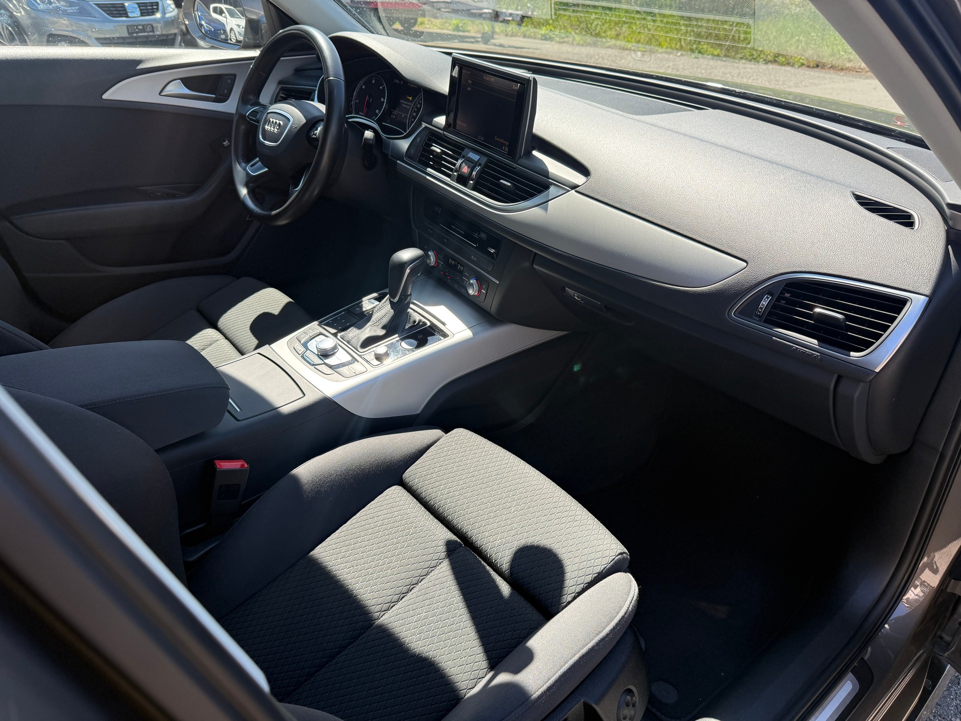AUDI A6 Limousine 2.0 TDI S-tronic-image-10