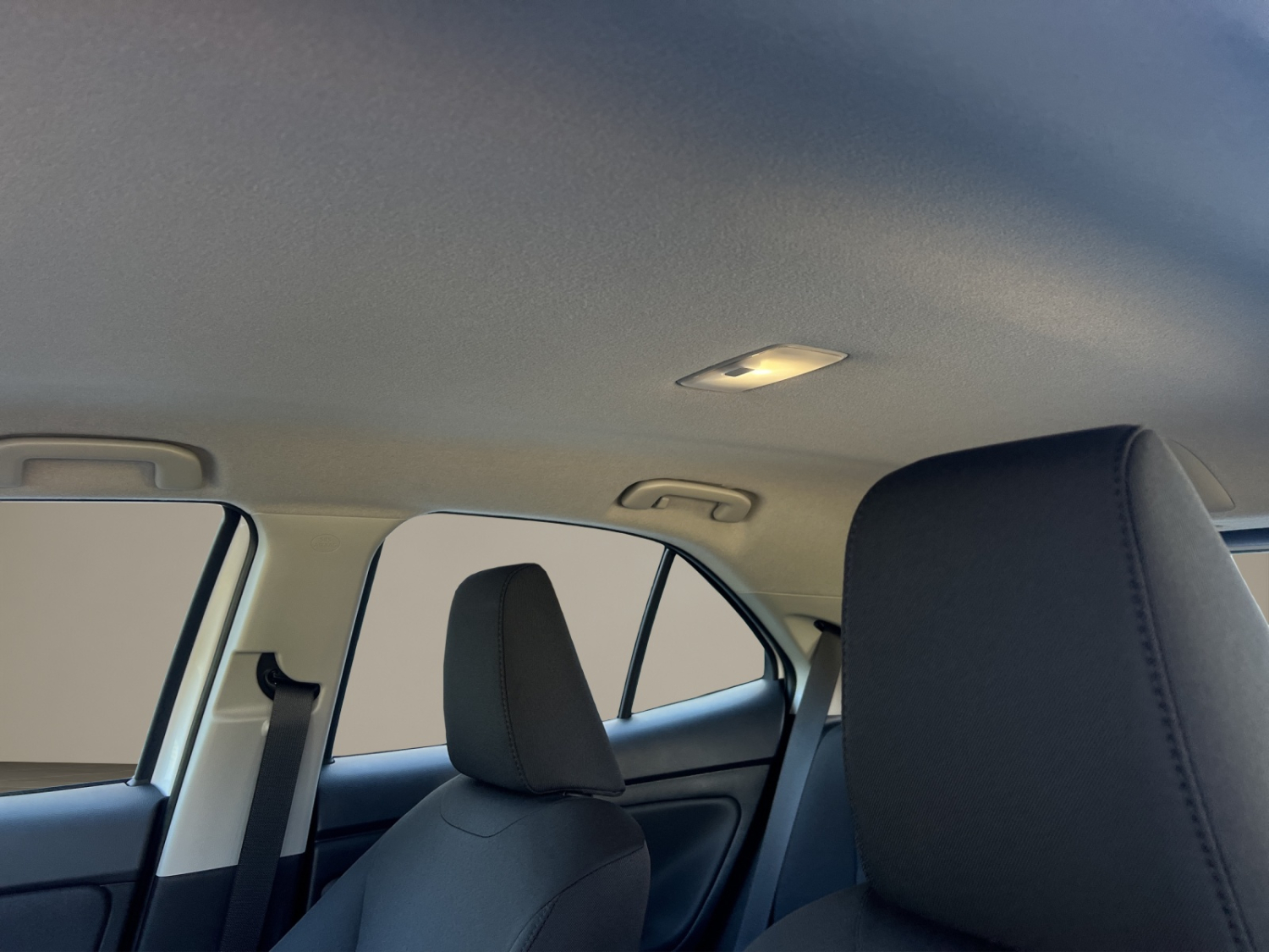 TOYOTA Yaris Cross 1.5 VVT-i HSD Comfort-image-16