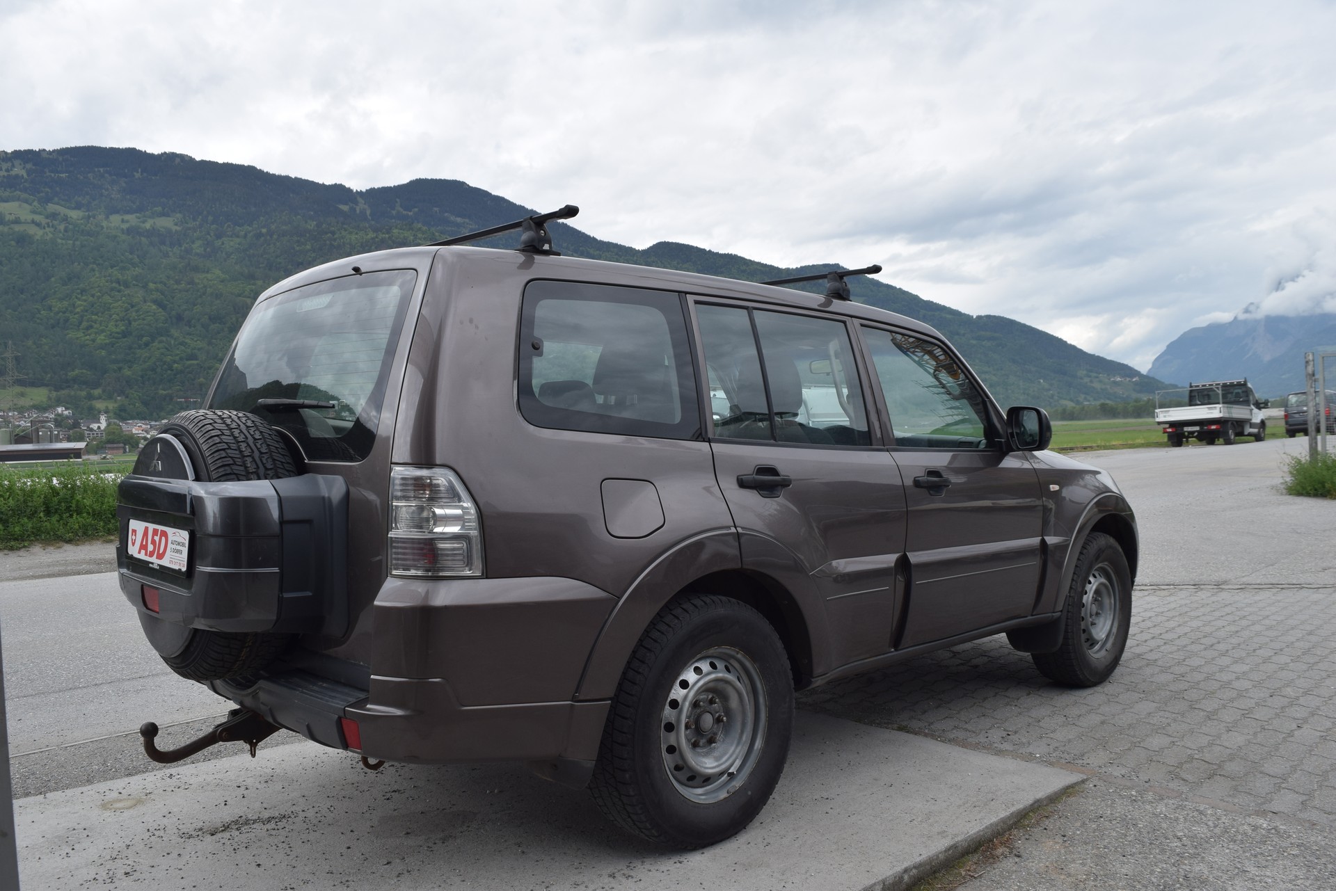 MITSUBISHI Pajero 3.2 DI-D Swiss Professional-image-7