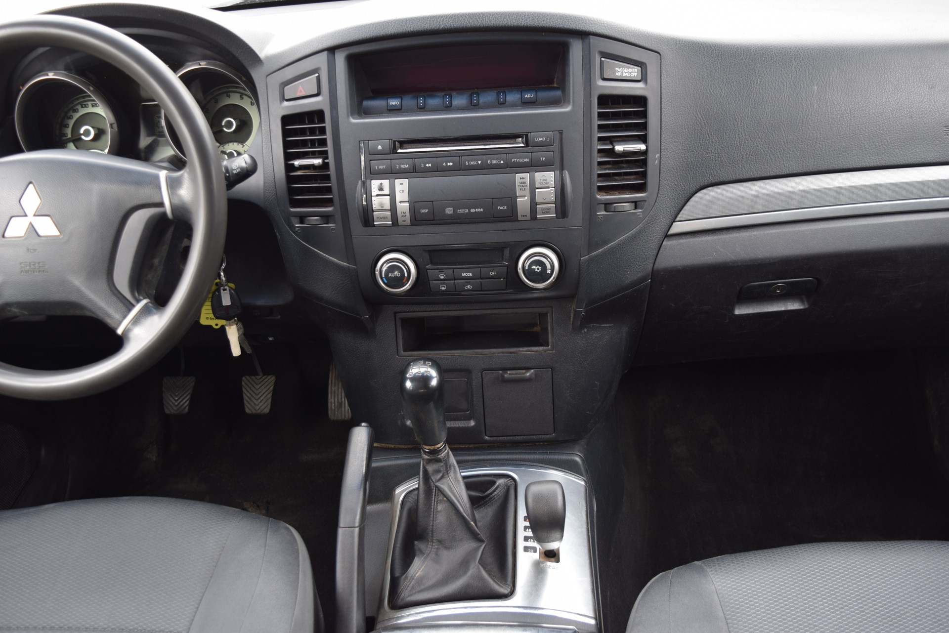 MITSUBISHI Pajero 3.2 DI-D Swiss Professional-image-12