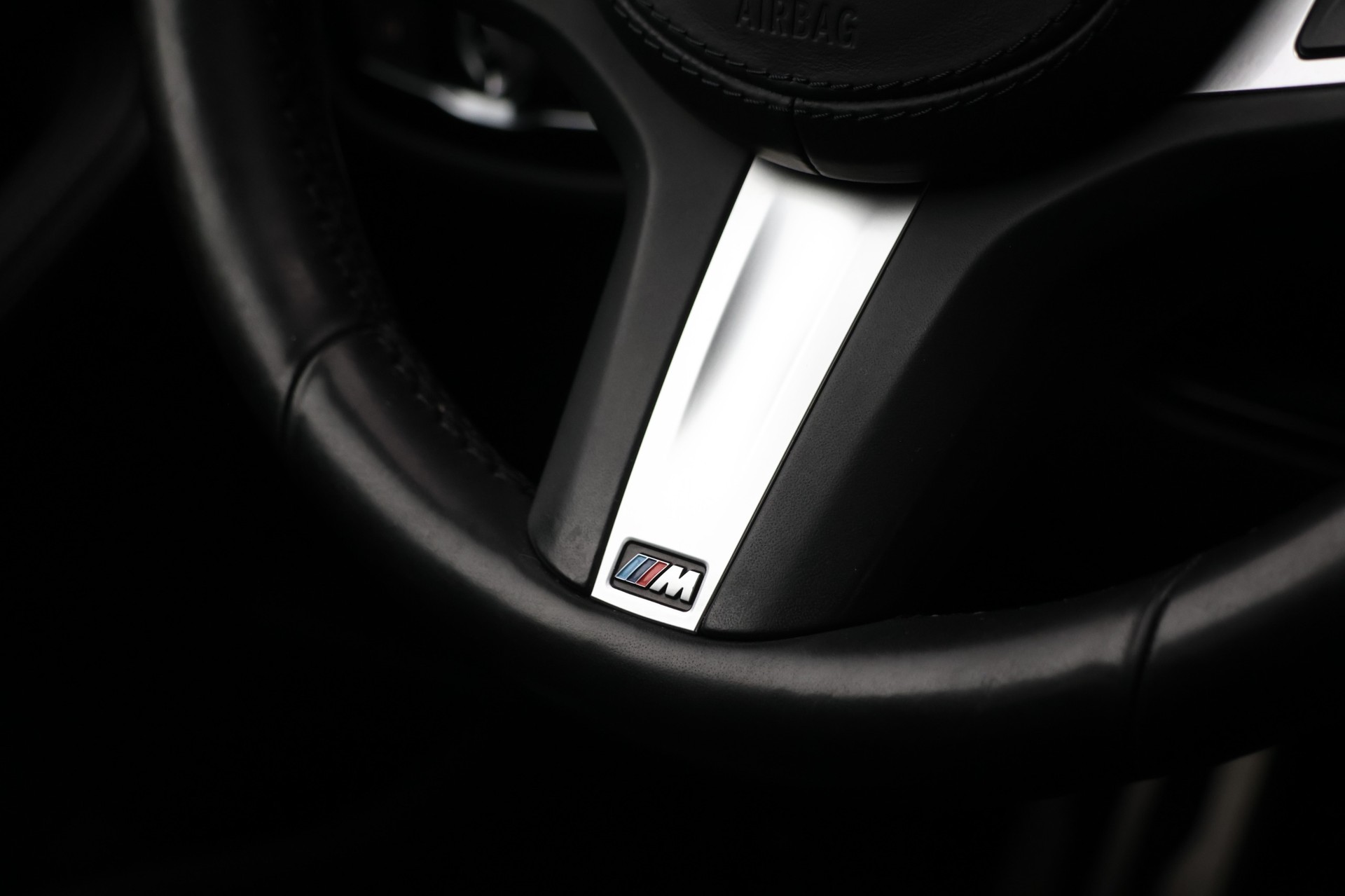 BMW 520d xDrive Touring Luxury Line Steptronic-image-12
