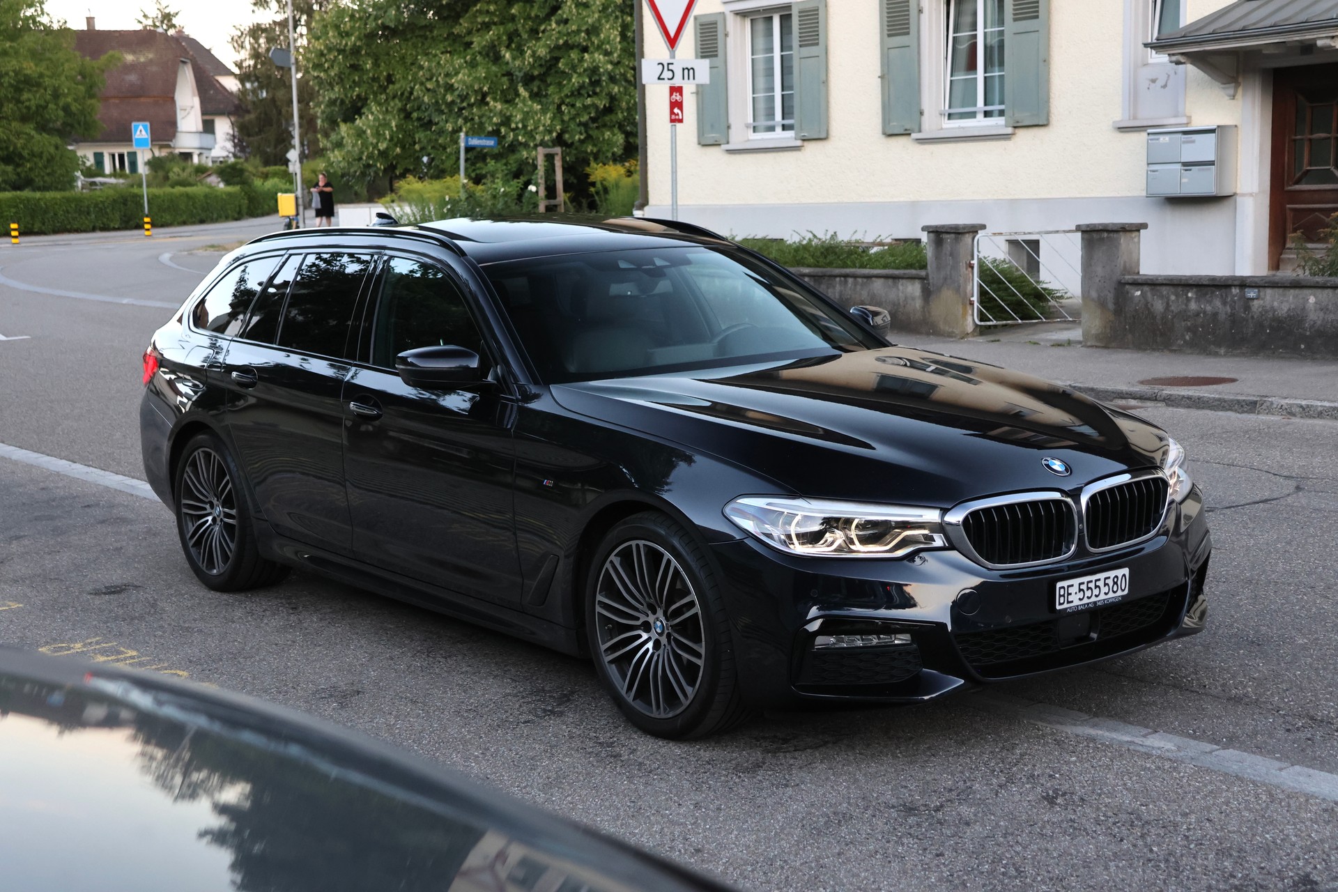 BMW 520d xDrive Touring Luxury Line Steptronic