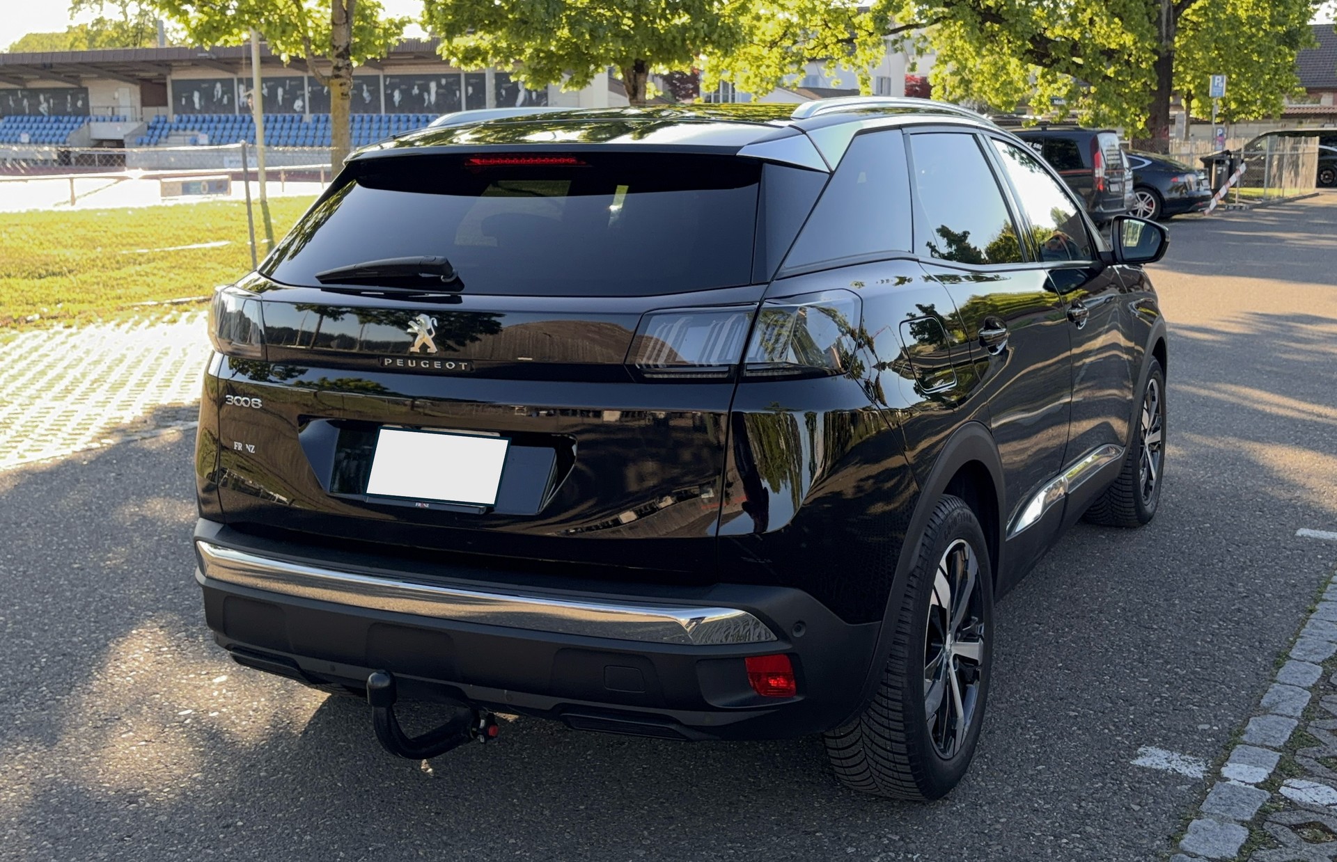 PEUGEOT 1.2 PureTech Allure Pack-image-4