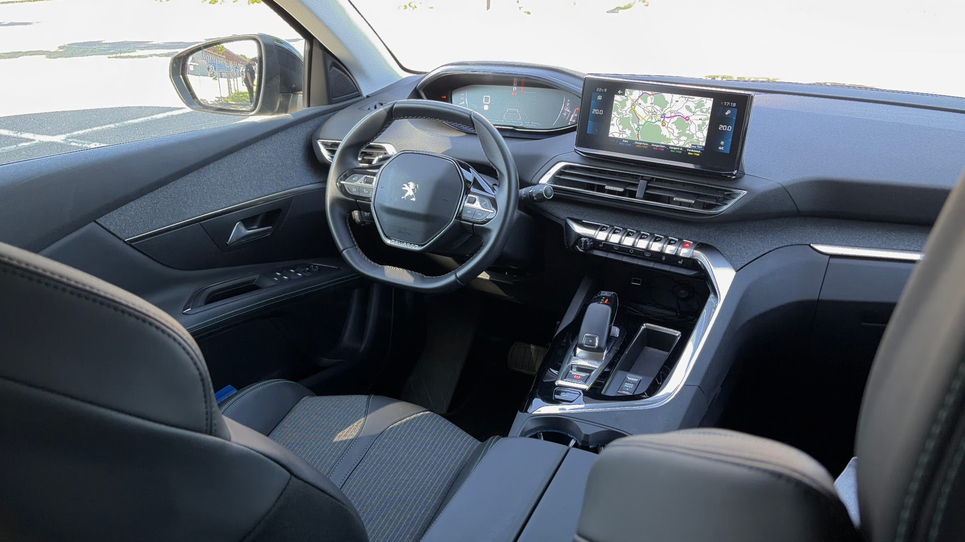 PEUGEOT 1.2 PureTech Allure Pack-image-7