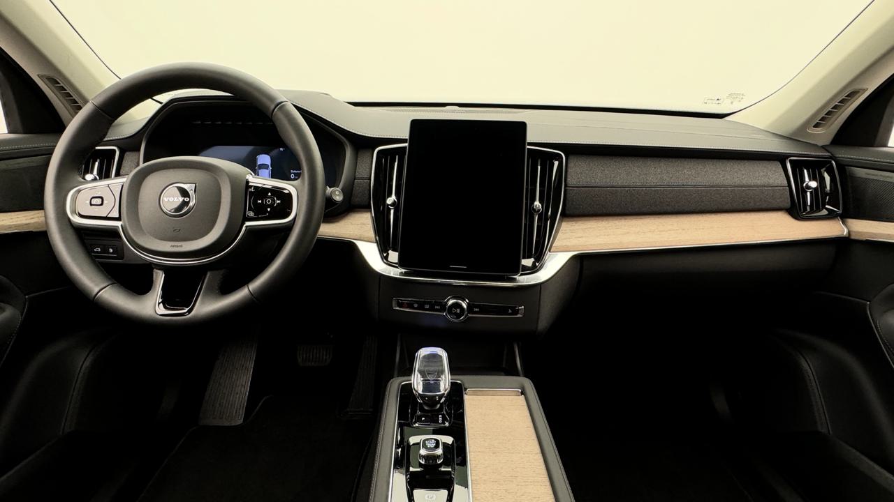 VOLVO XC90 T8 eAWD PluginHybrid Plus Dark Geartronic-image-5
