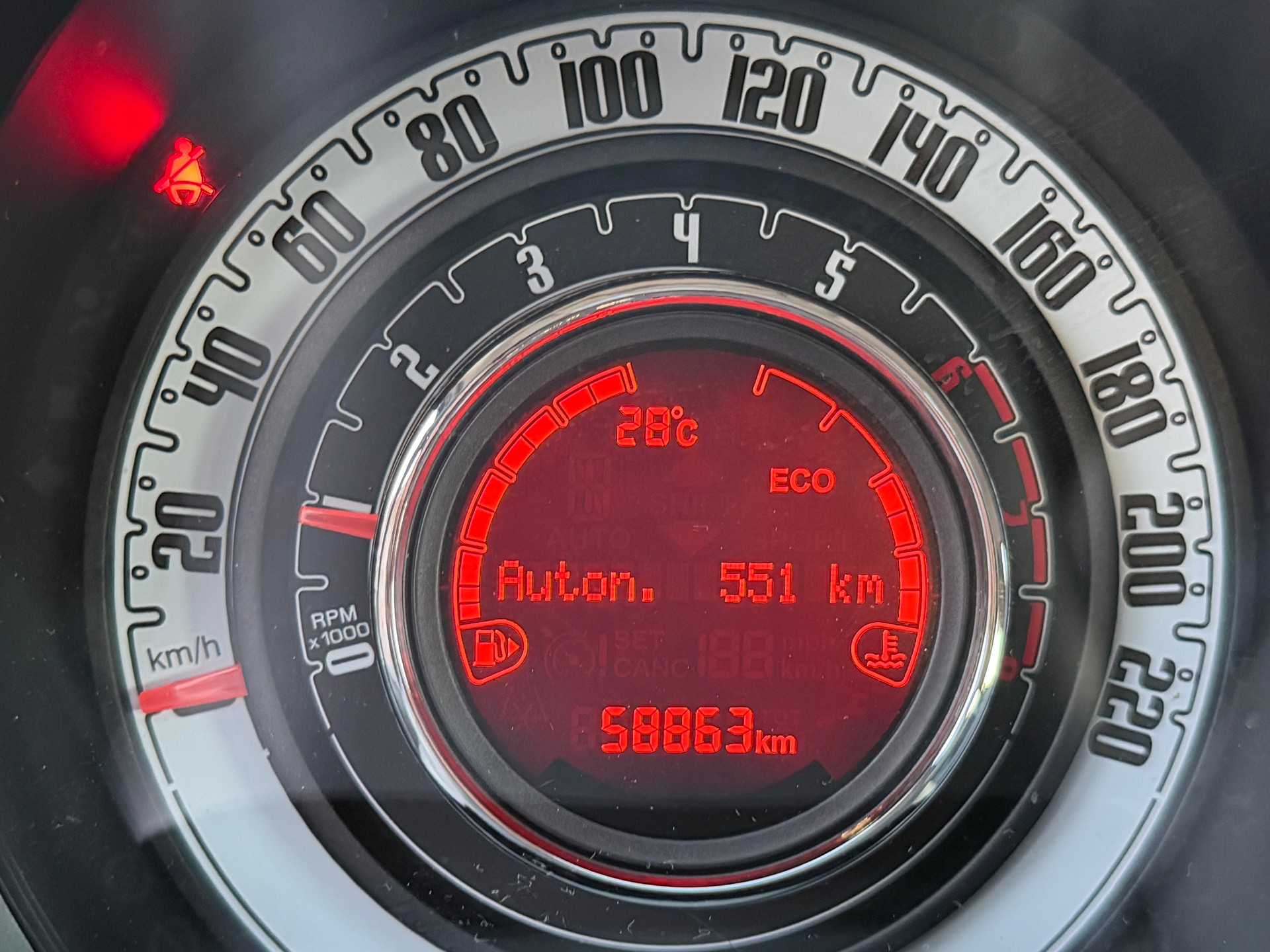 FIAT 500C 0.9 Twinair Lounge-image-8