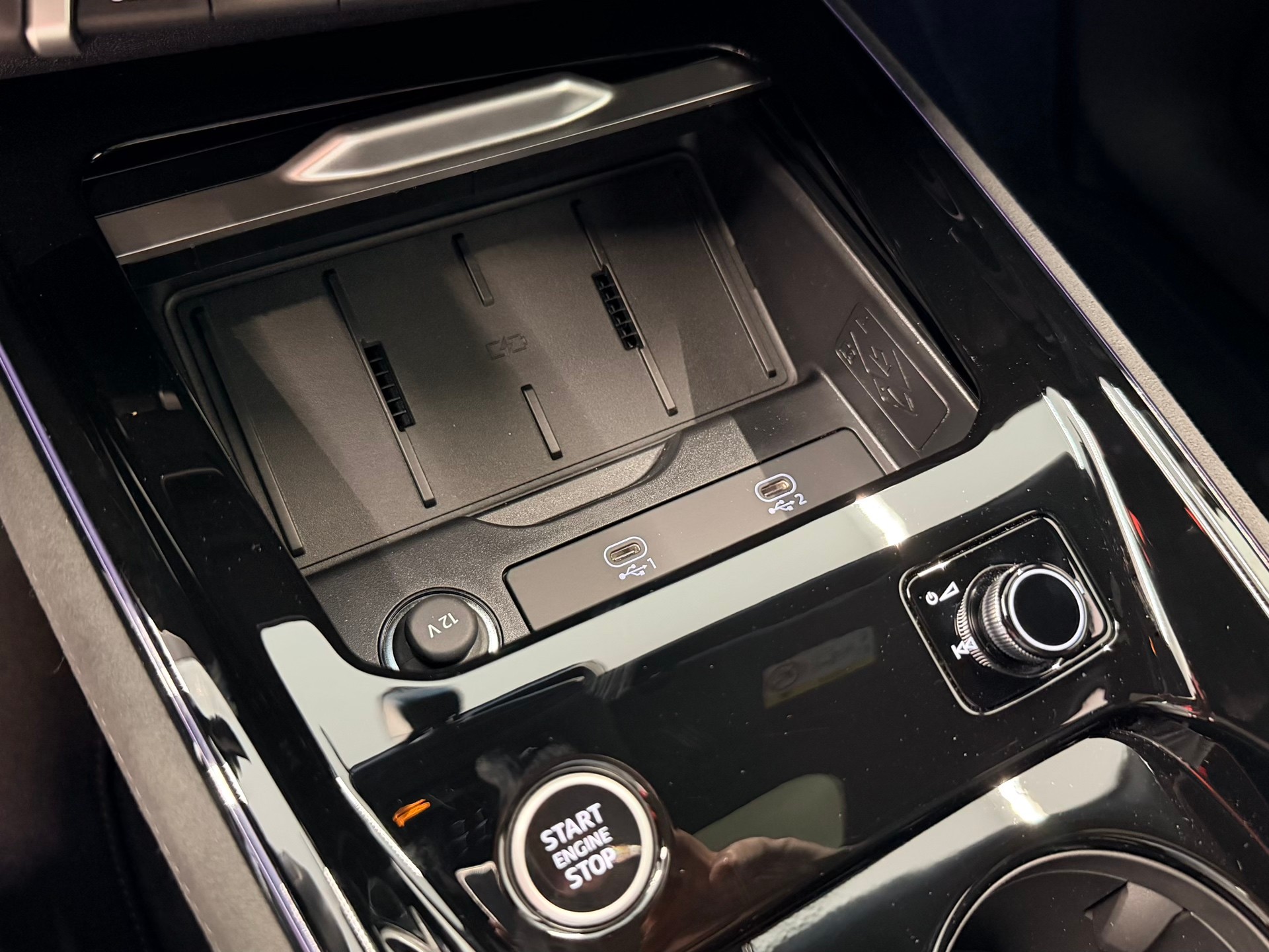 AUDI Q3 Sportback e-hybrid 200 kW S tronig-image-24