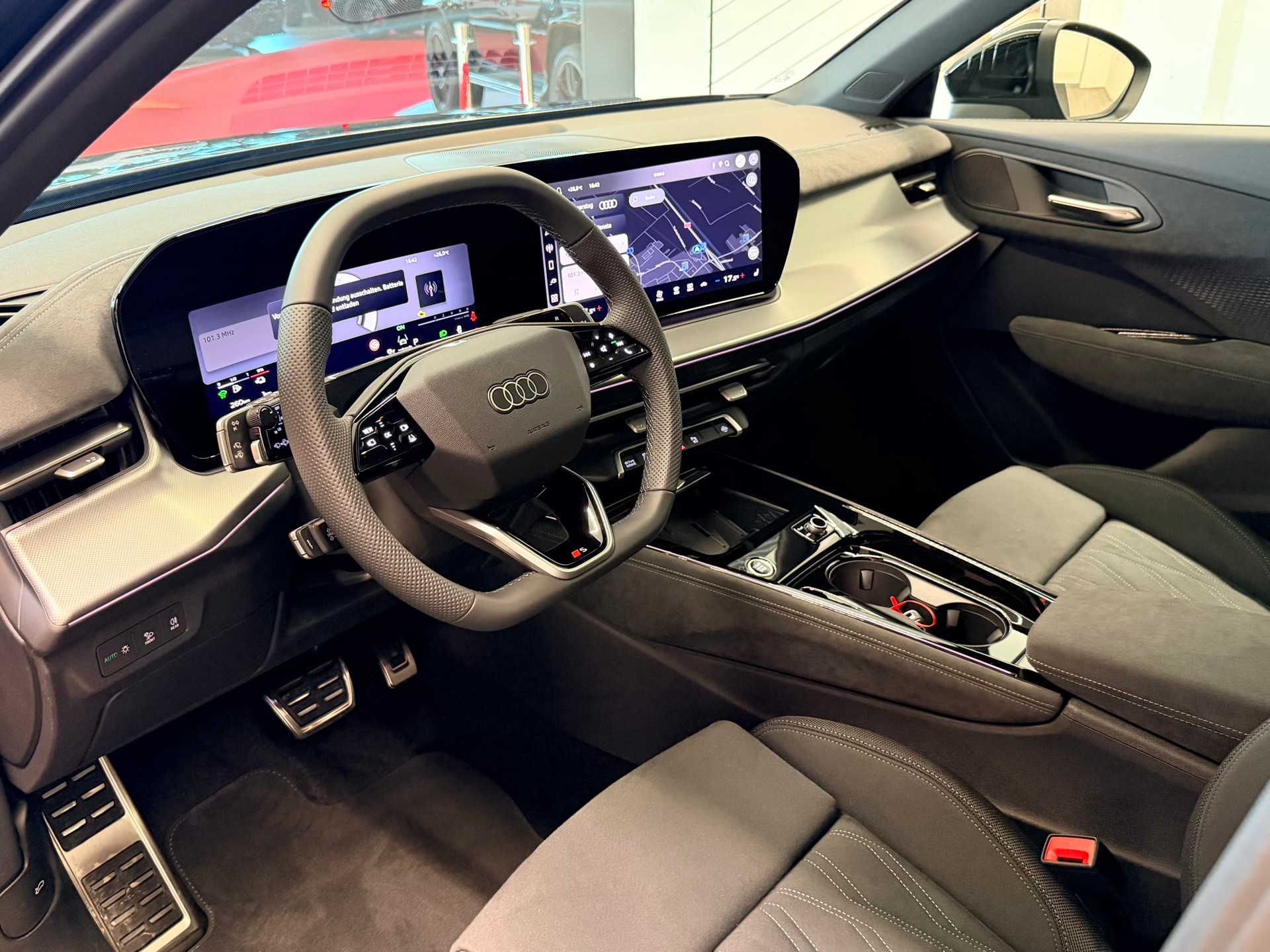 AUDI Q3 Sportback e-hybrid 200 kW S tronig-image-10