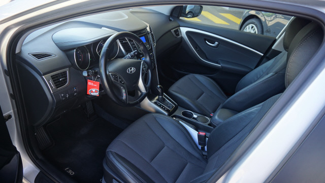HYUNDAI i30 1.6 GDI Style-showroom-element-3