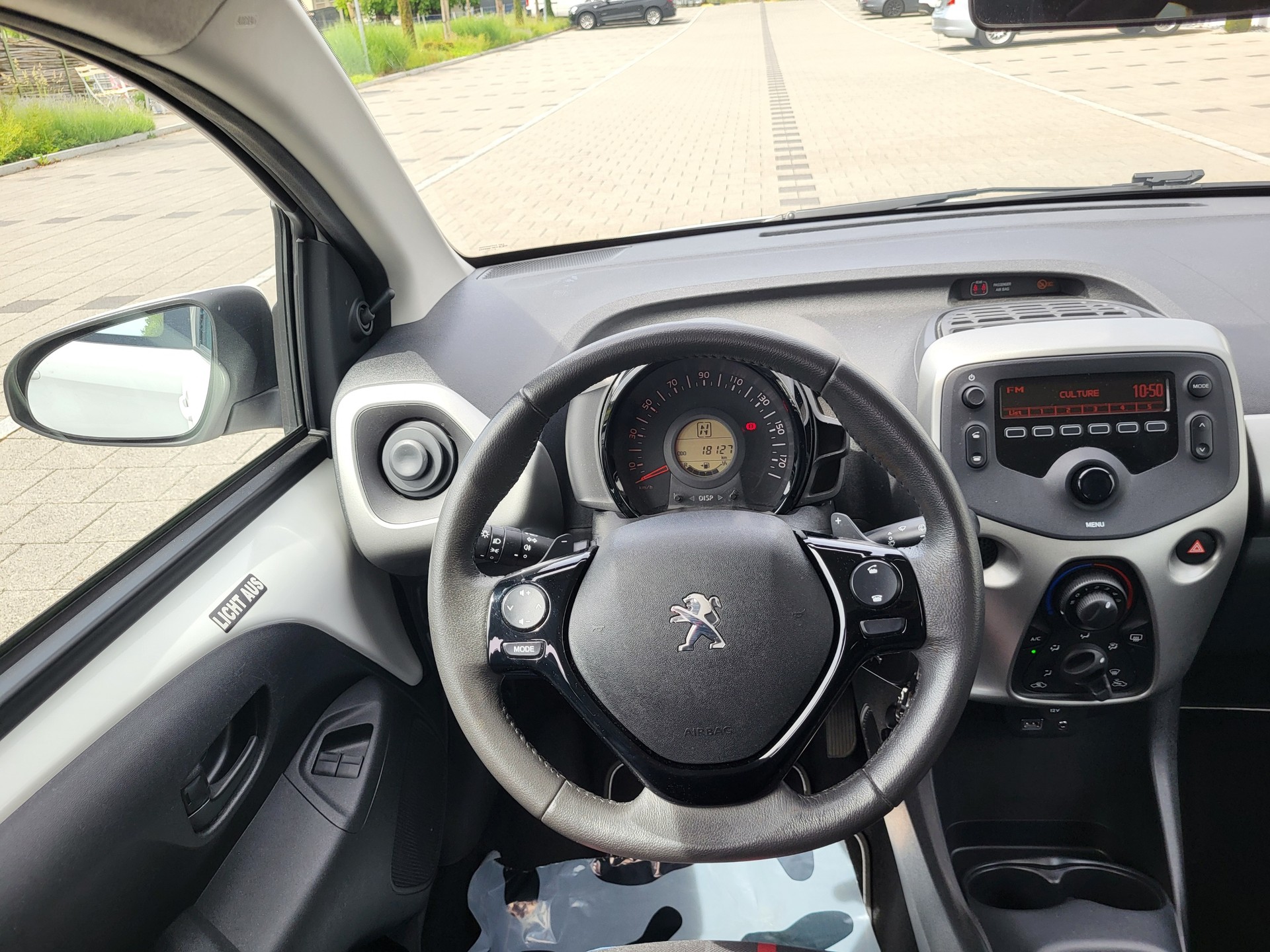 PEUGEOT 108 1.0 VTi Active ETG-image-7