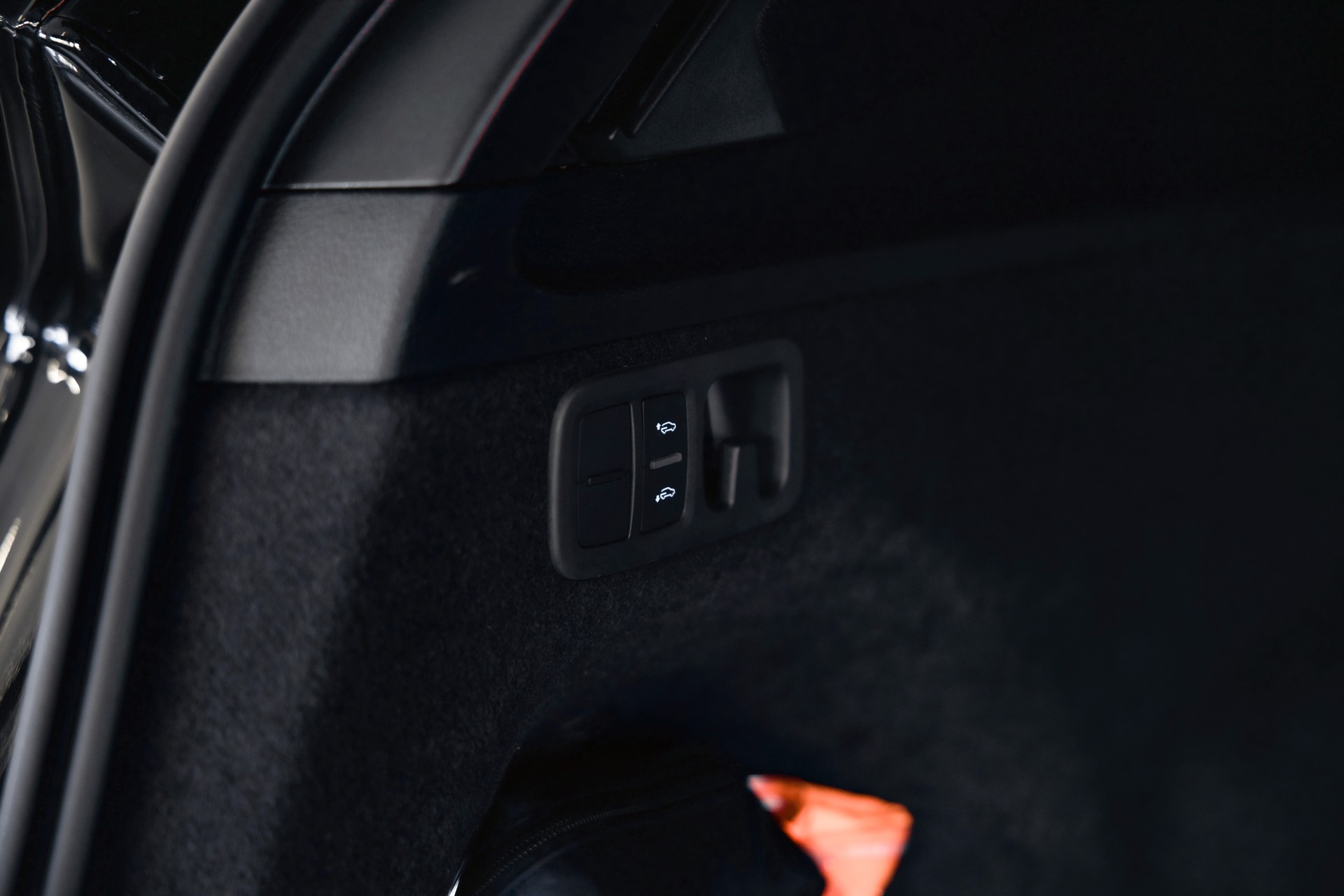 AUDI SQ7 TFSI quattro tiptronic-image-31