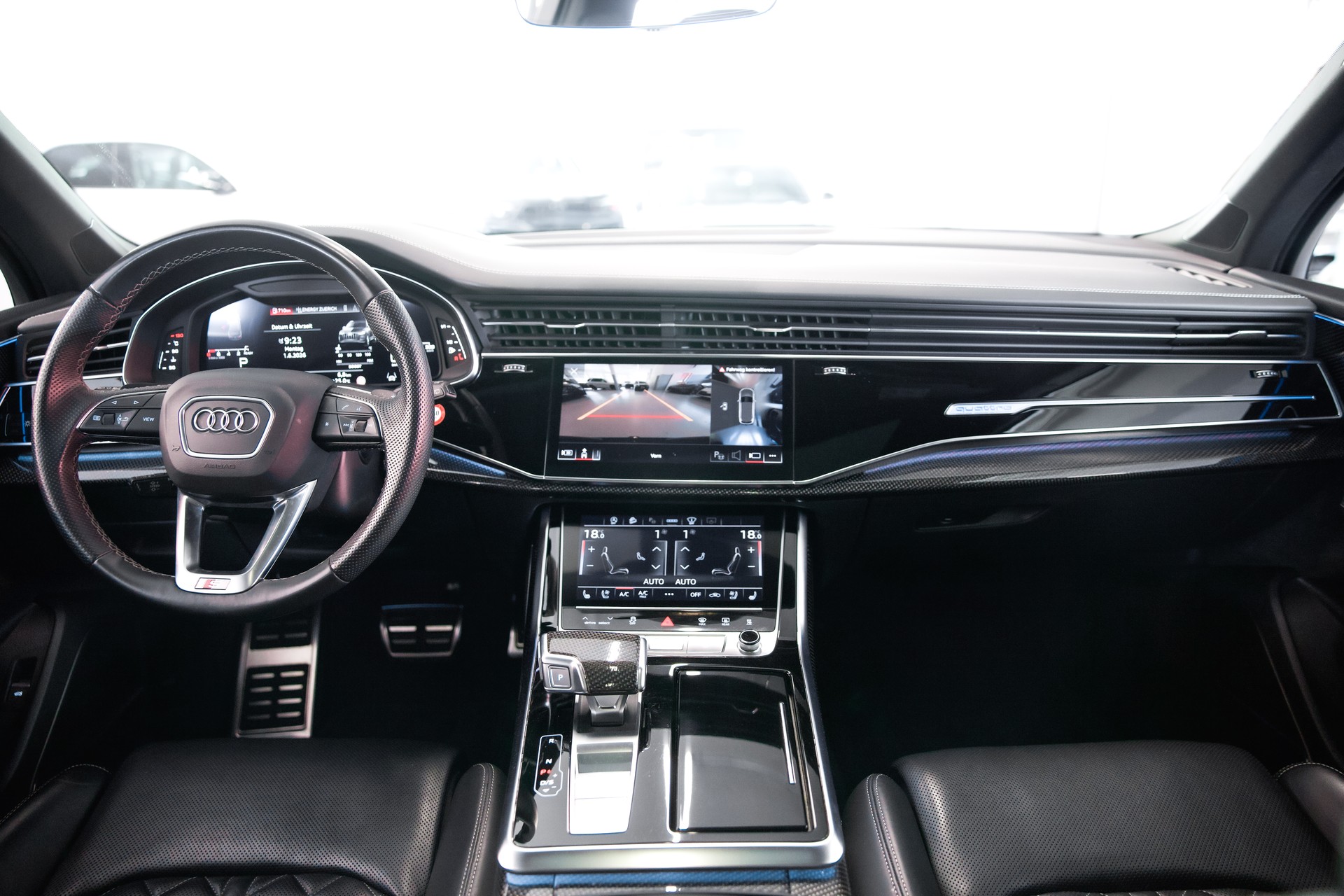 AUDI SQ7 TFSI quattro tiptronic-image-15