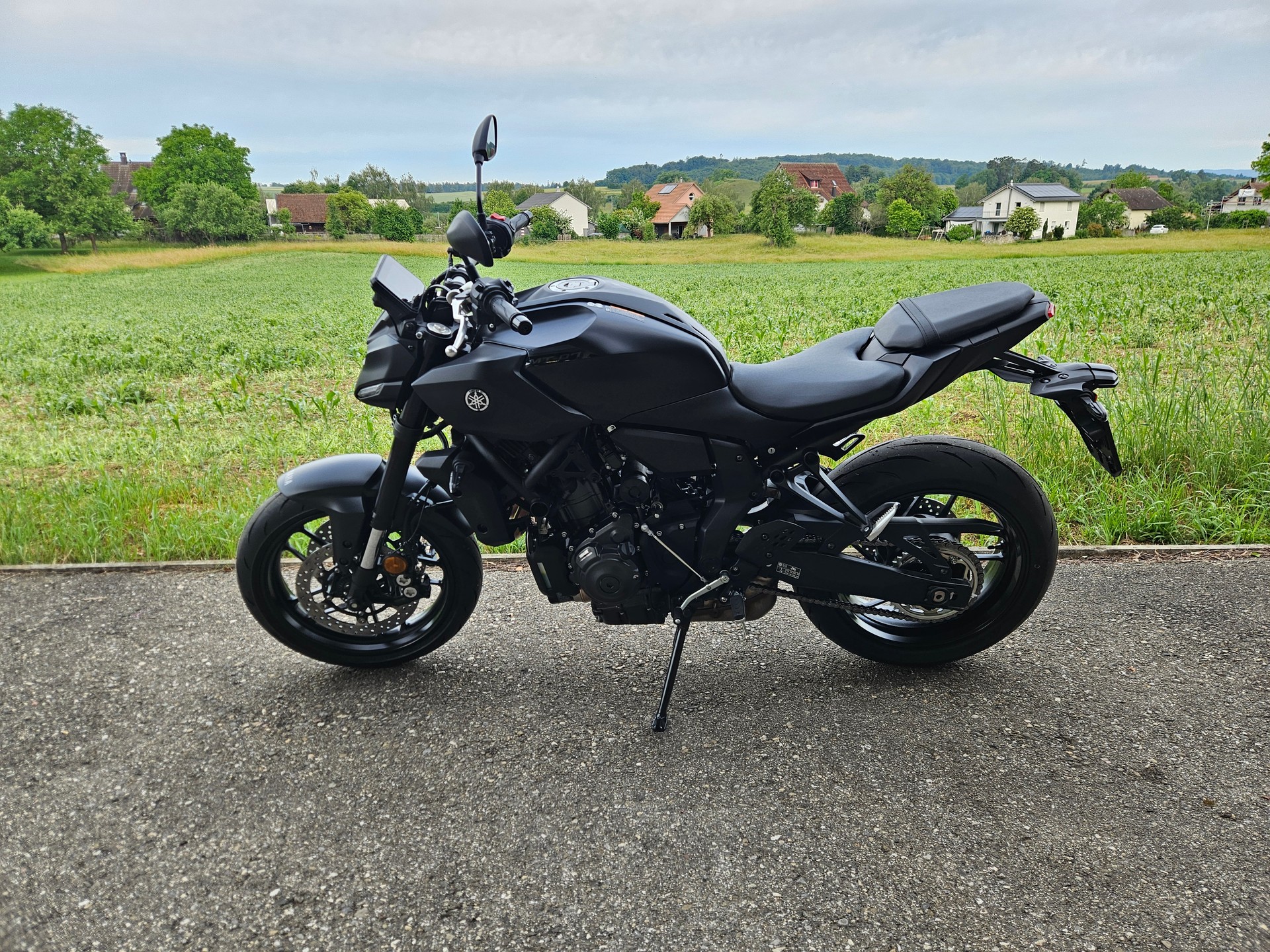 YAMAHA MT-07-image-3