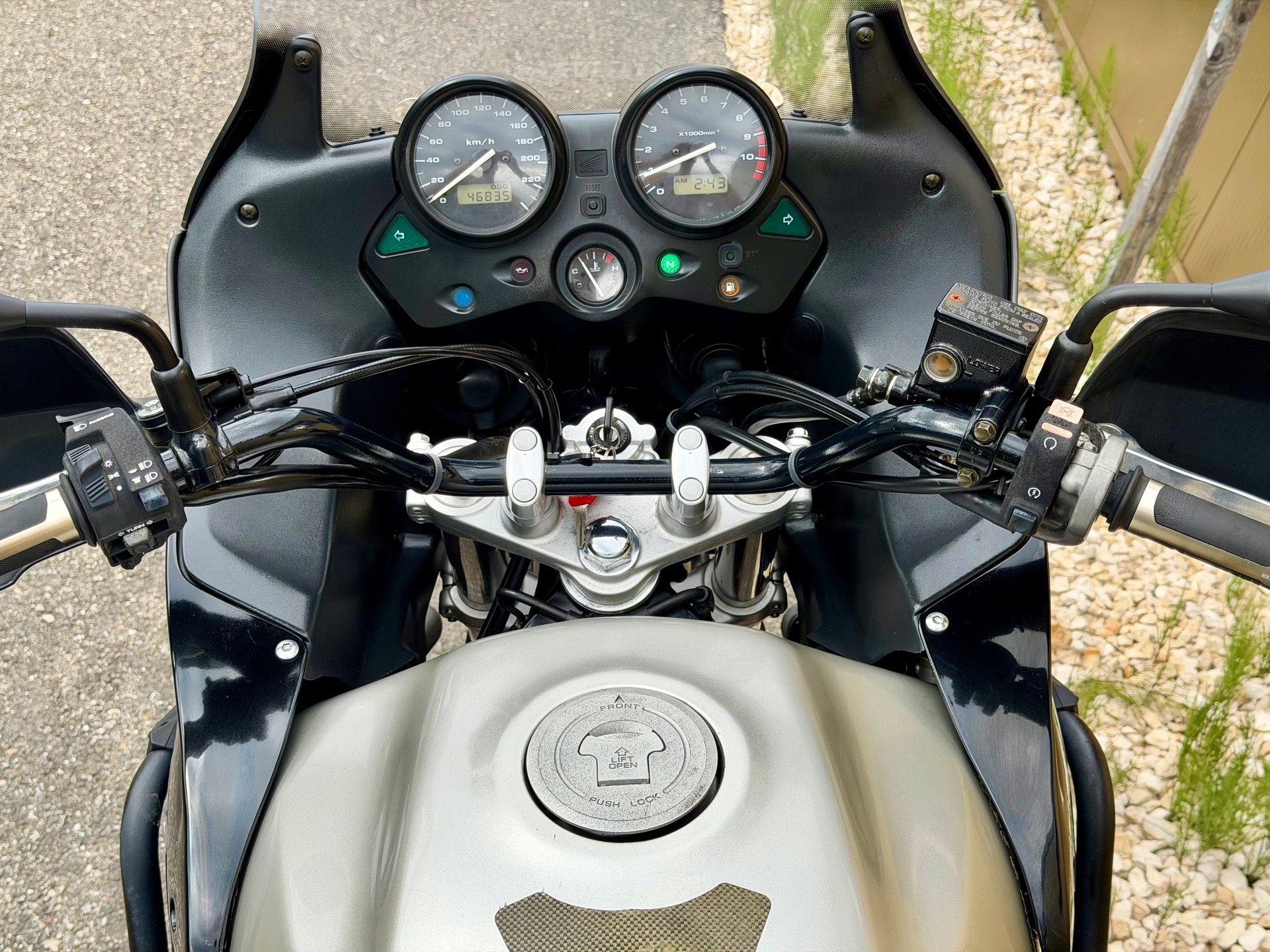 HONDA XL 1000 V Varadero-image-15