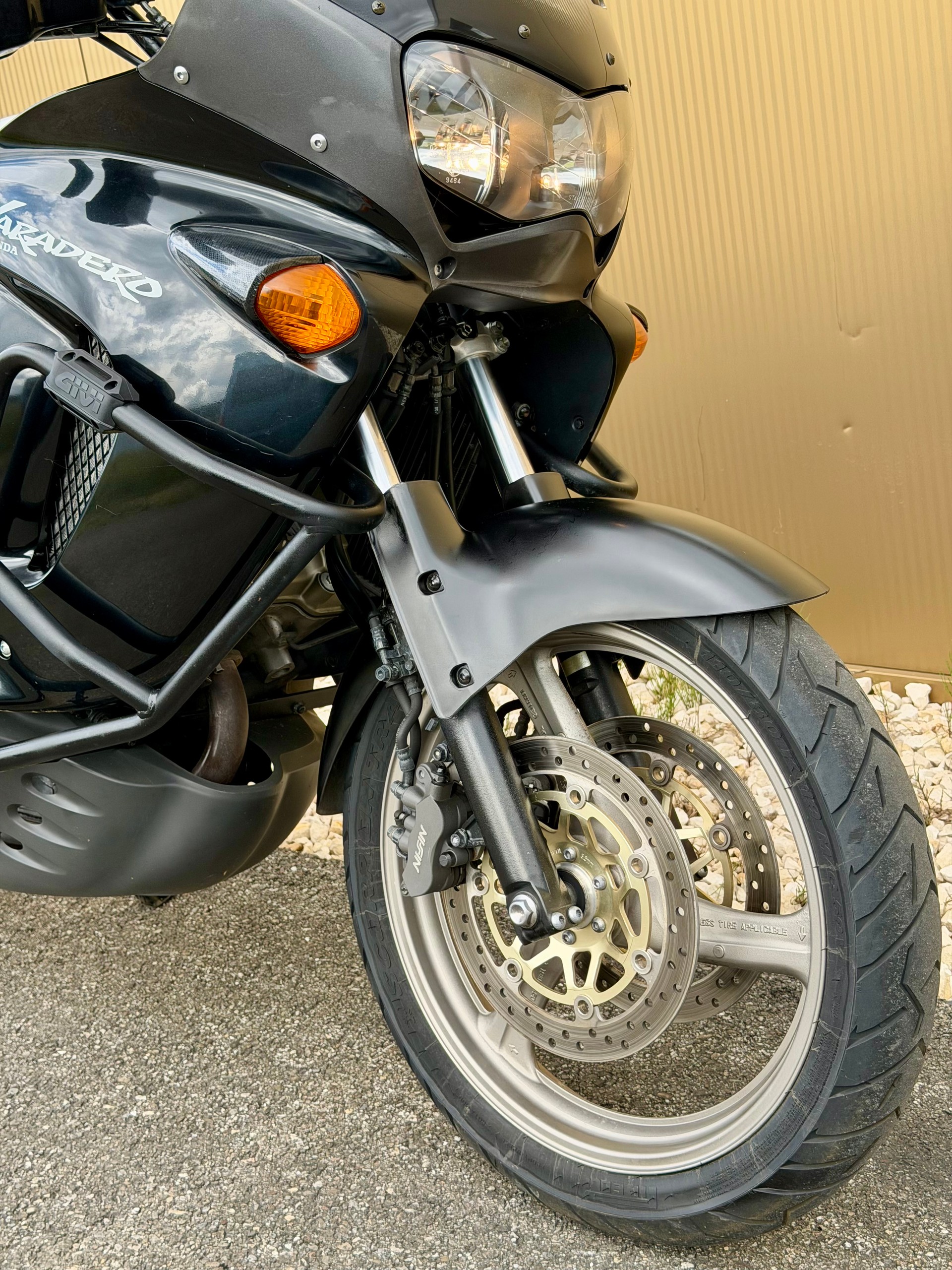 HONDA XL 1000 V Varadero-image-1