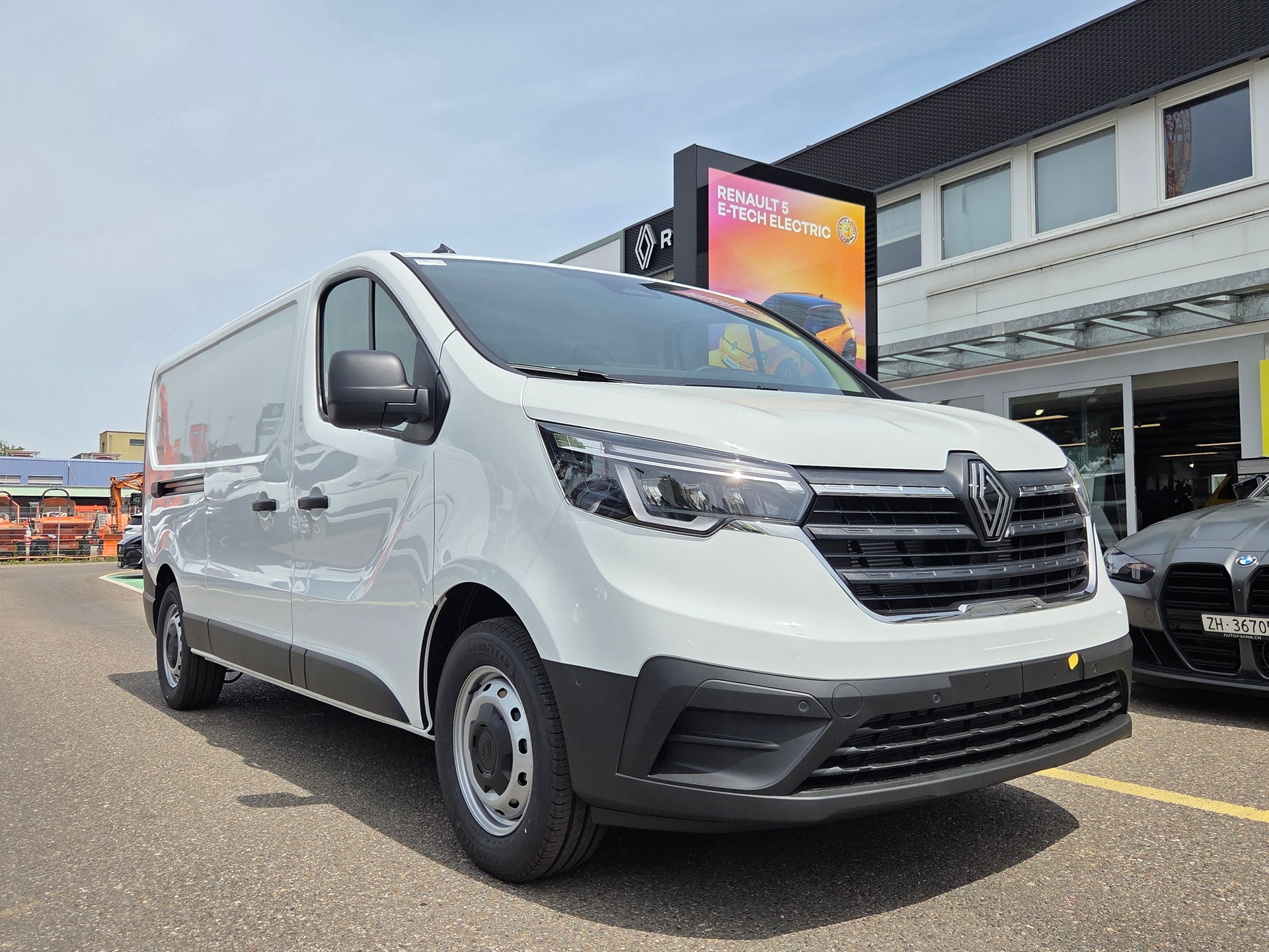 RENAULT Trafic Kaw. 3.0 t L2 H1 2.0 dCi Blue 150 Advance-image-11