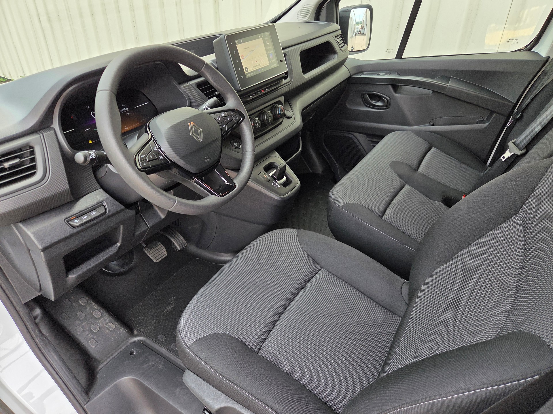RENAULT Trafic Kaw. 3.0 t L2 H1 2.0 dCi Blue 150 Advance-showroom-element-3