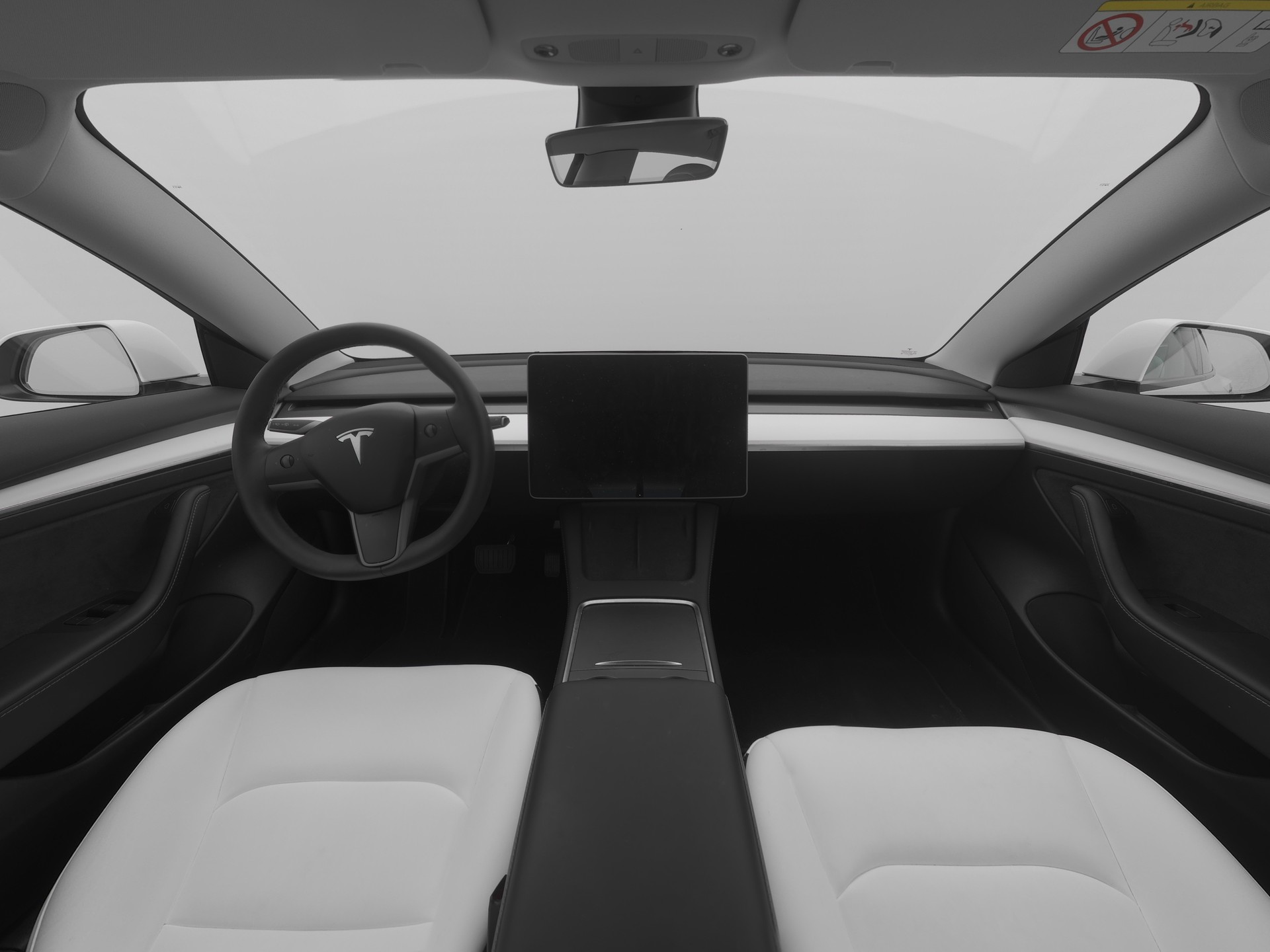 TESLA Model 3-image-5