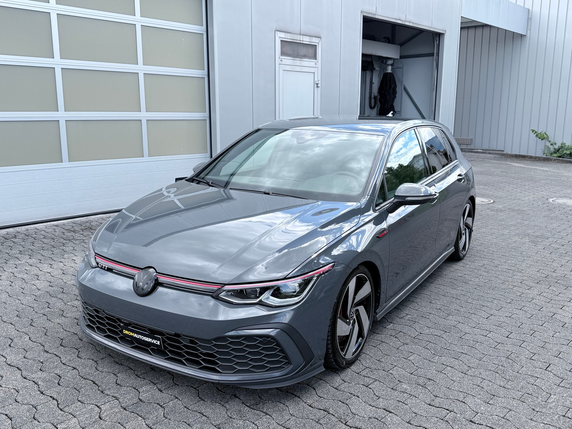 VW Golf 2.0 TSI GTI DSG-image-5