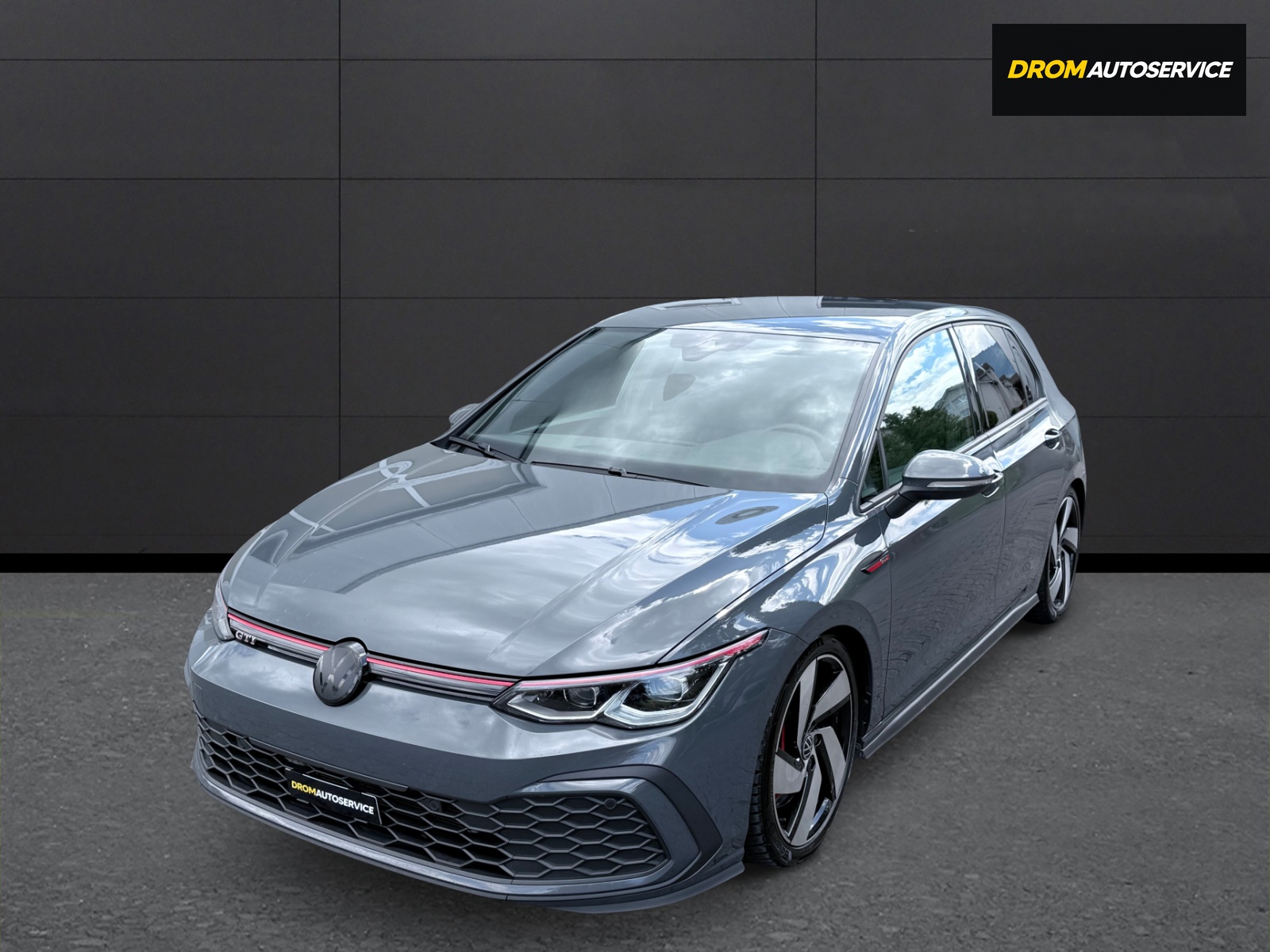 VW Golf 2.0 TSI GTI DSG-showroom-element-1