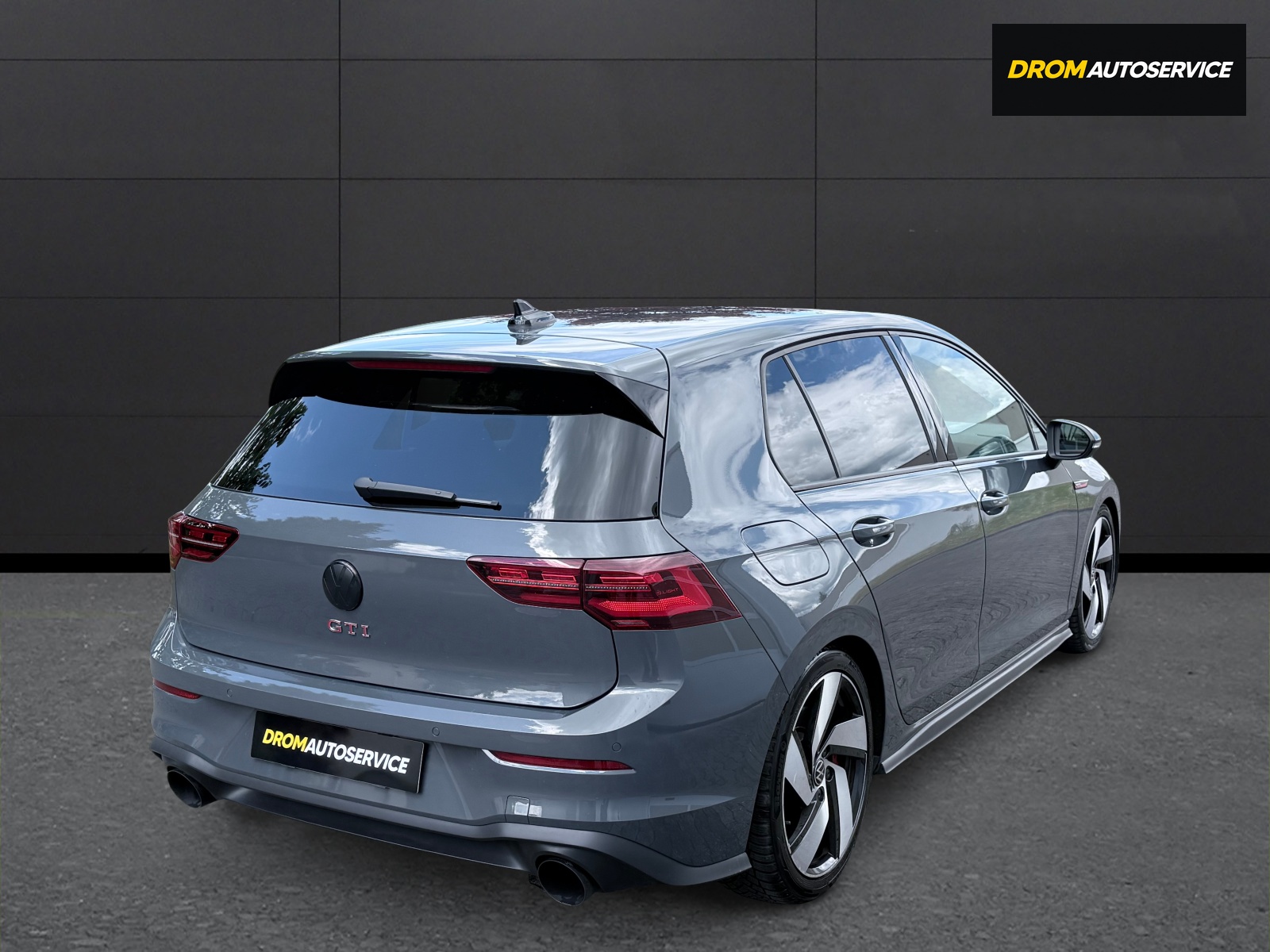 VW Golf 2.0 TSI GTI DSG-image-7