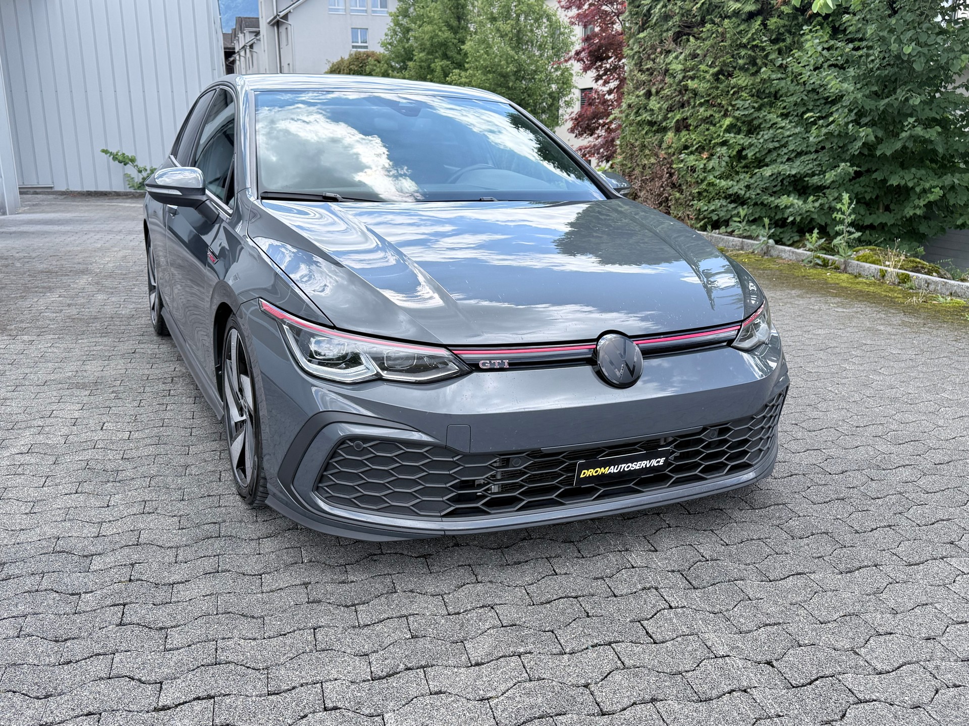 VW Golf 2.0 TSI GTI DSG-showroom-element-3