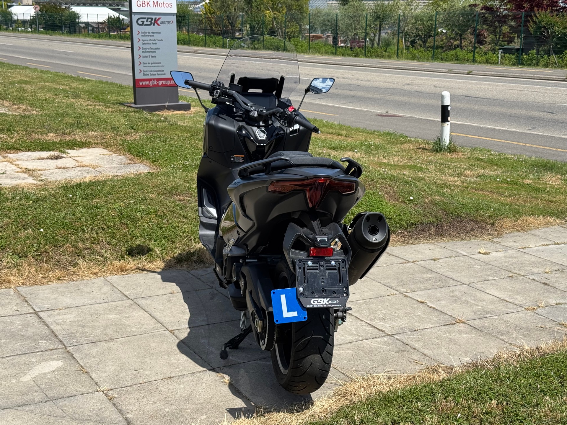 YAMAHA T-MAX Tech-Max XP 560-image-2