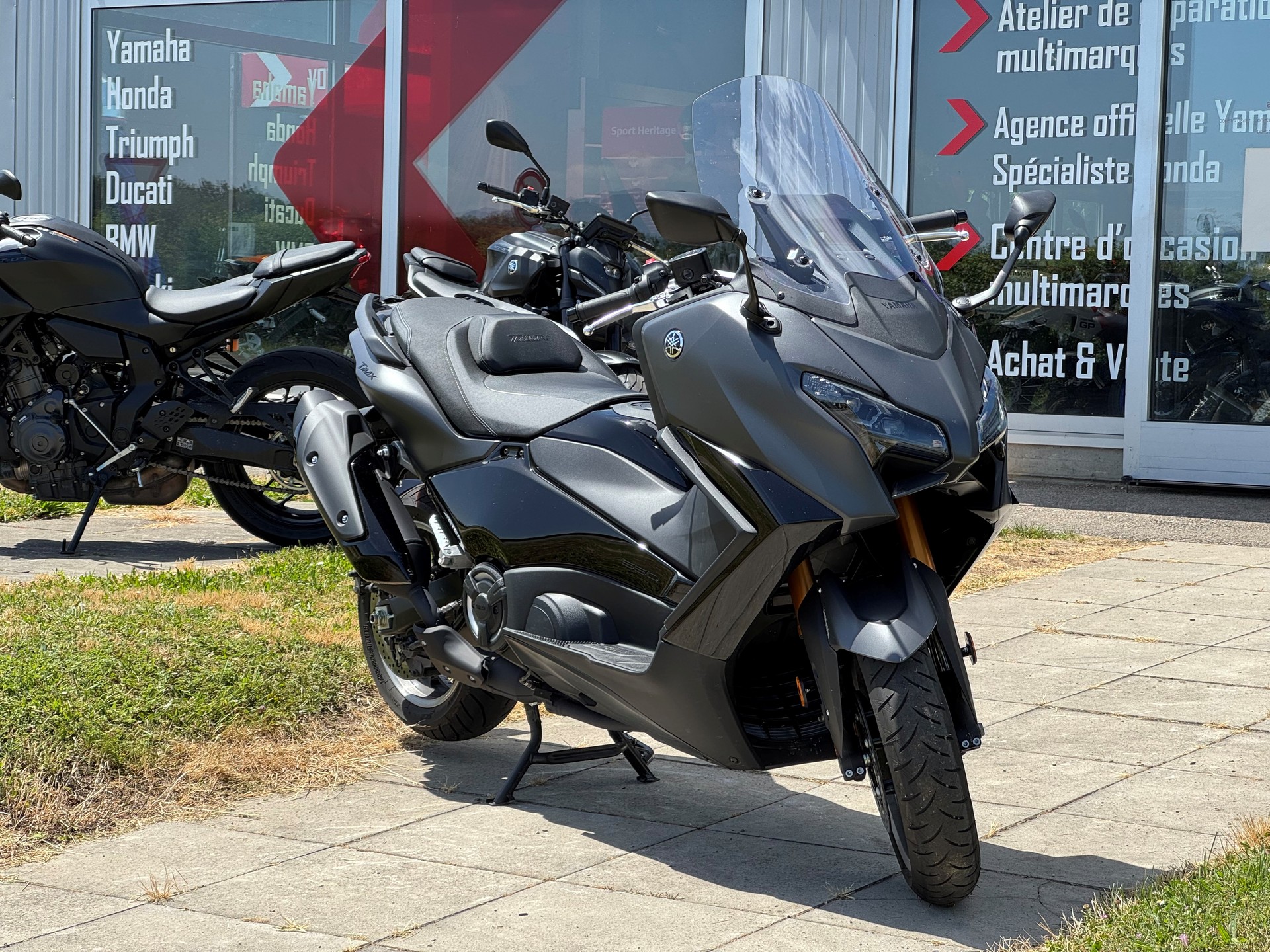 YAMAHA T-MAX Tech-Max XP 560-image-5