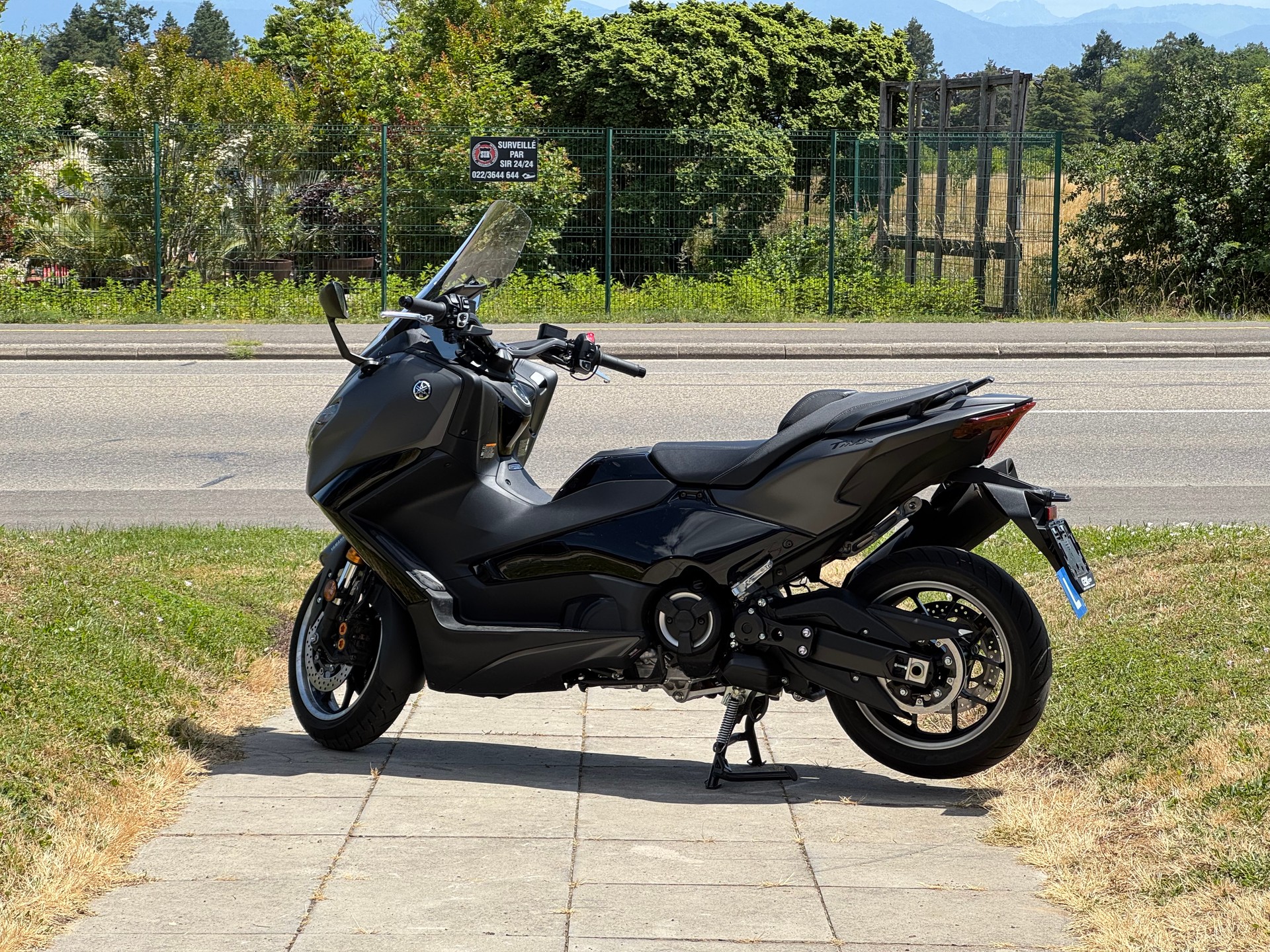 YAMAHA T-MAX Tech-Max XP 560-image-3