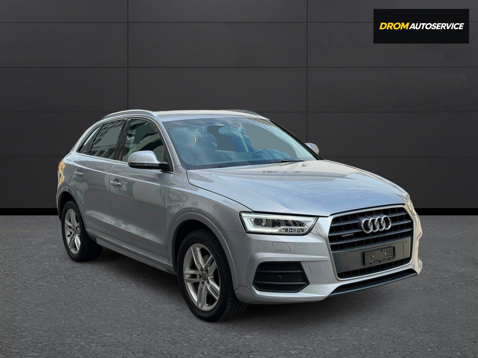 AUDI Q3 2.0 TDI sport quattro S-tronic