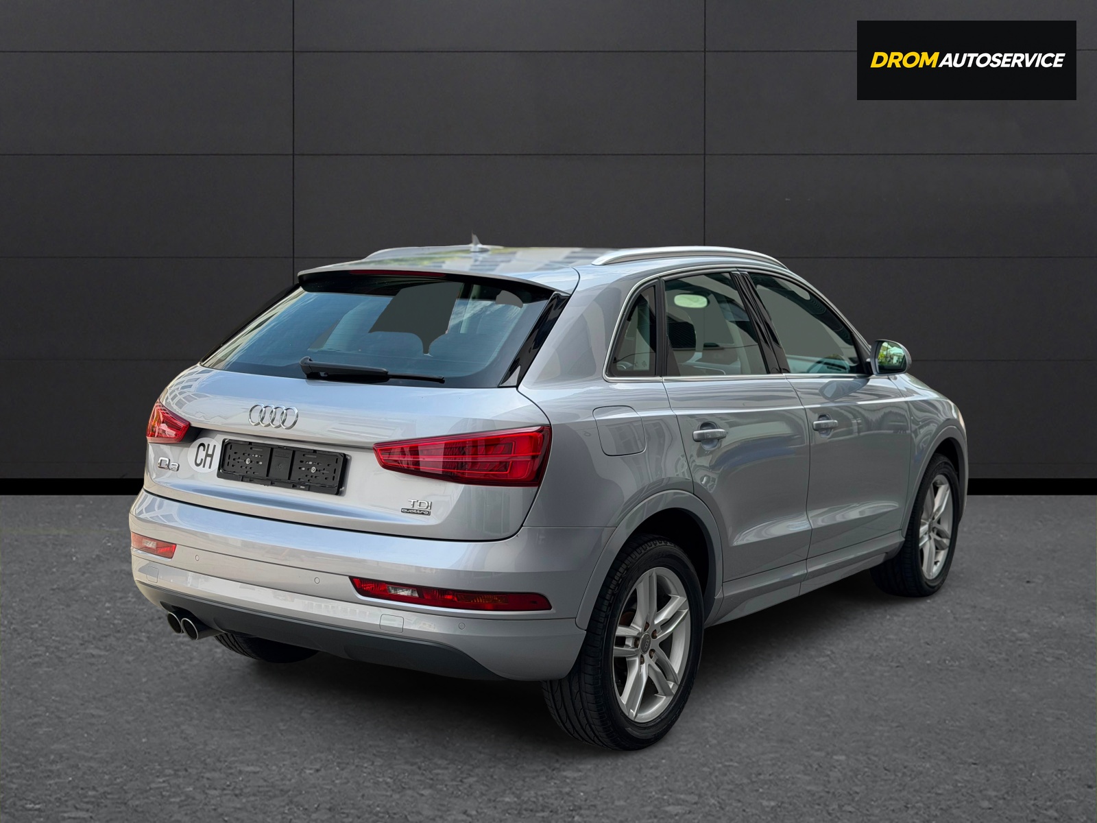 AUDI Q3 2.0 TDI sport quattro S-tronic-image-7