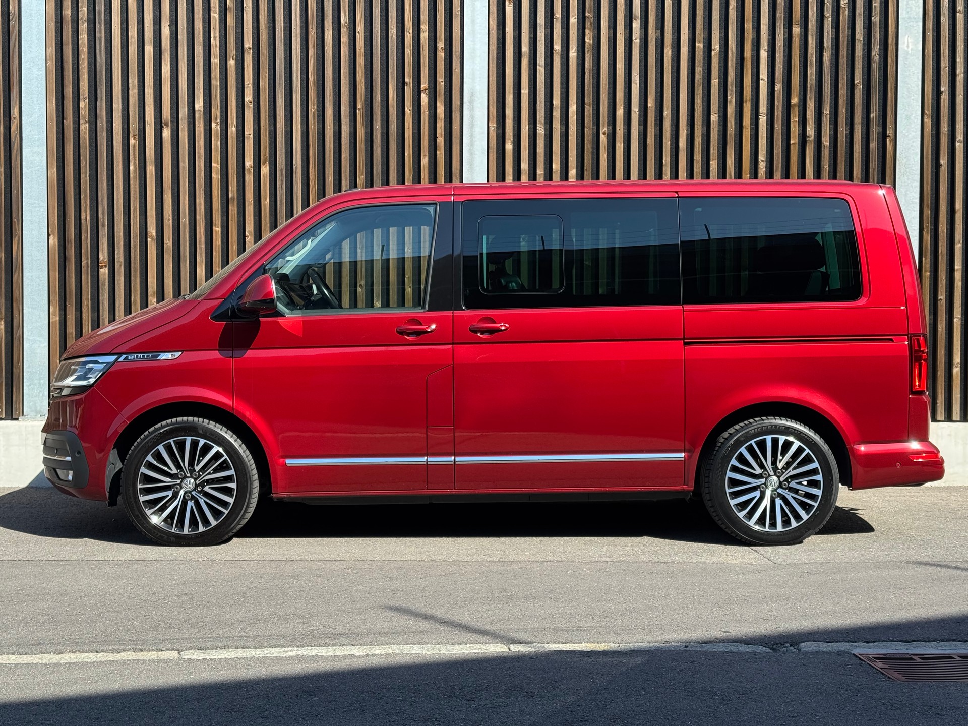 VW T6.1 Multivan 2.0 Bi-TDI Highline 4Motion DSG - BULLI-image-1
