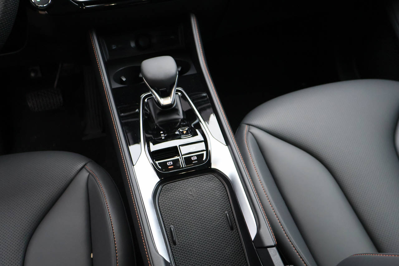 MG HS 1.5 Hybrid Luxury-image-11