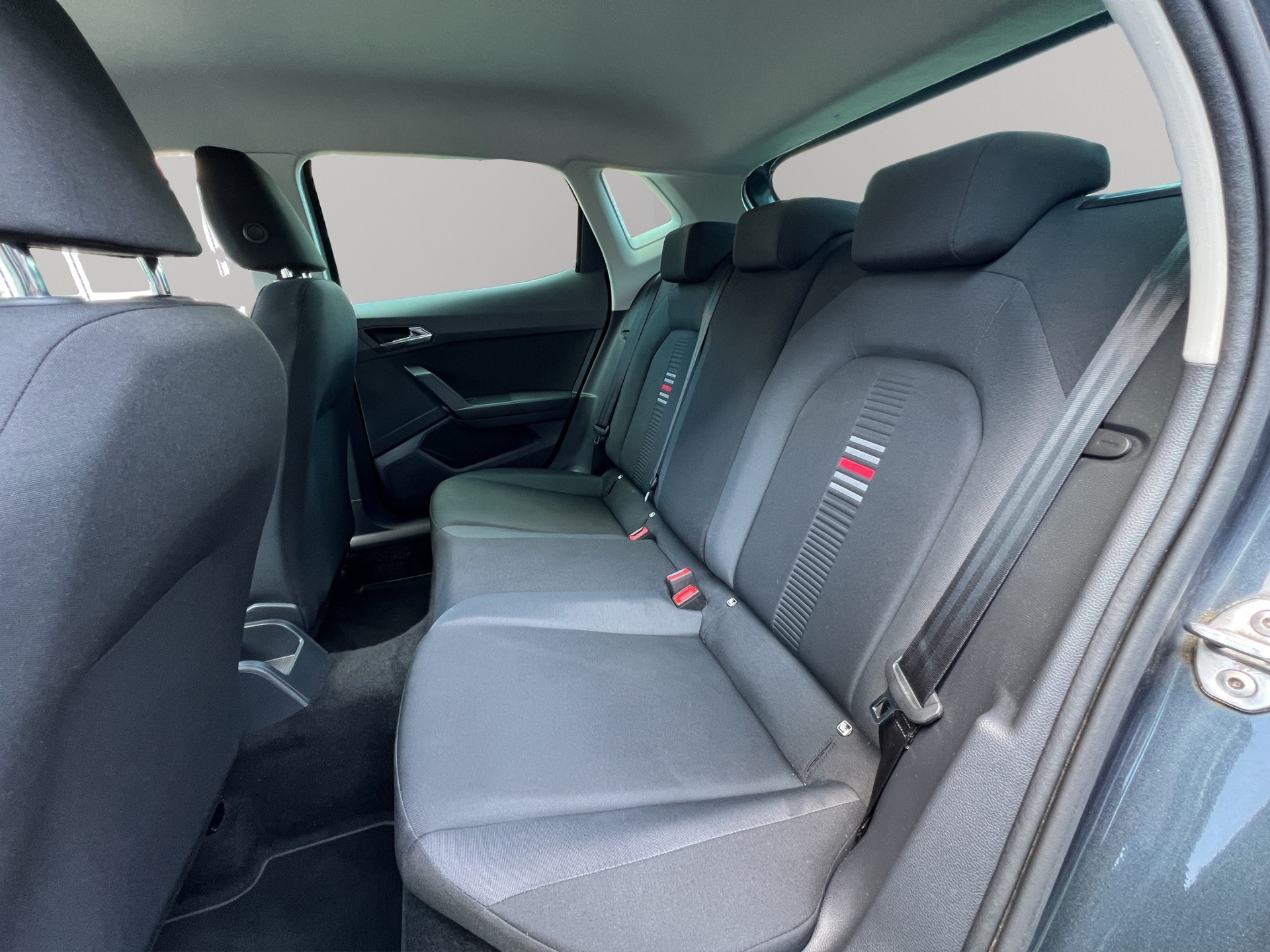 SEAT Ibiza 1.0 TGI CNG FR-image-10