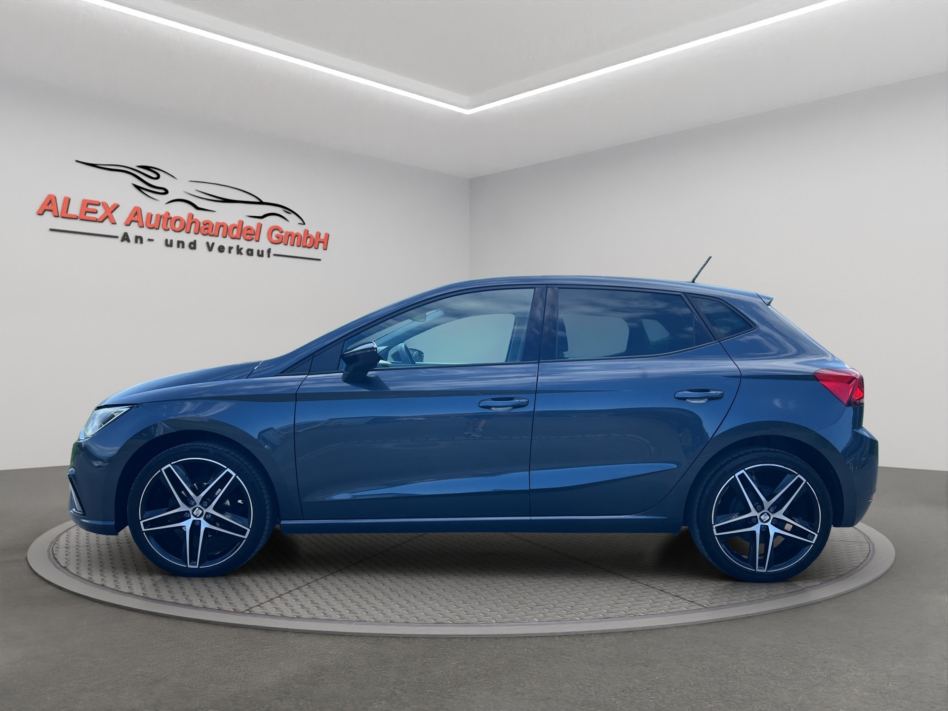 SEAT Ibiza 1.0 TGI CNG FR-image-2