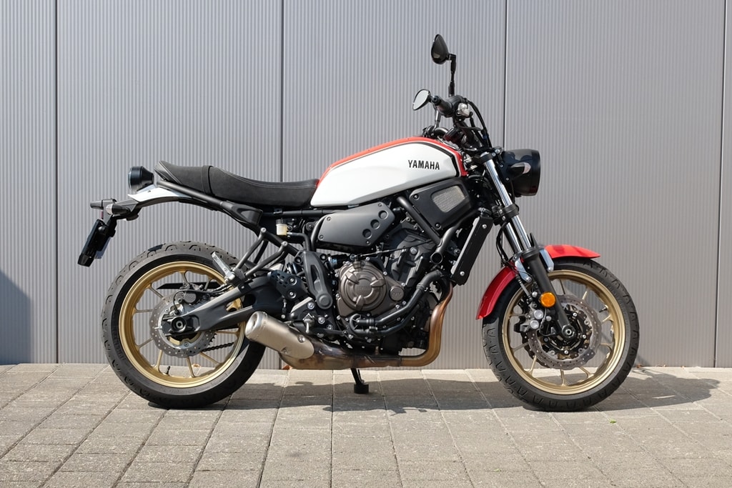 YAMAHA XSR 700-image-3