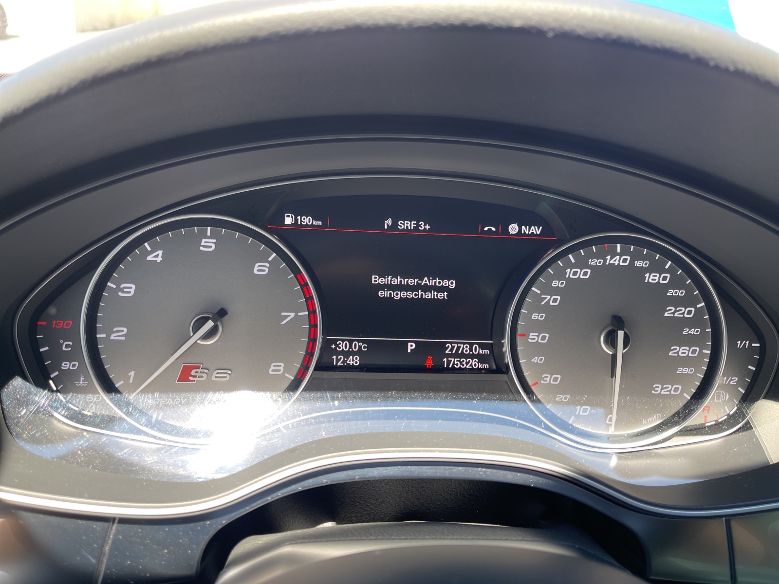 AUDI S6 Avant 4.0 TFSI V8 quattro S-tronic-image-23