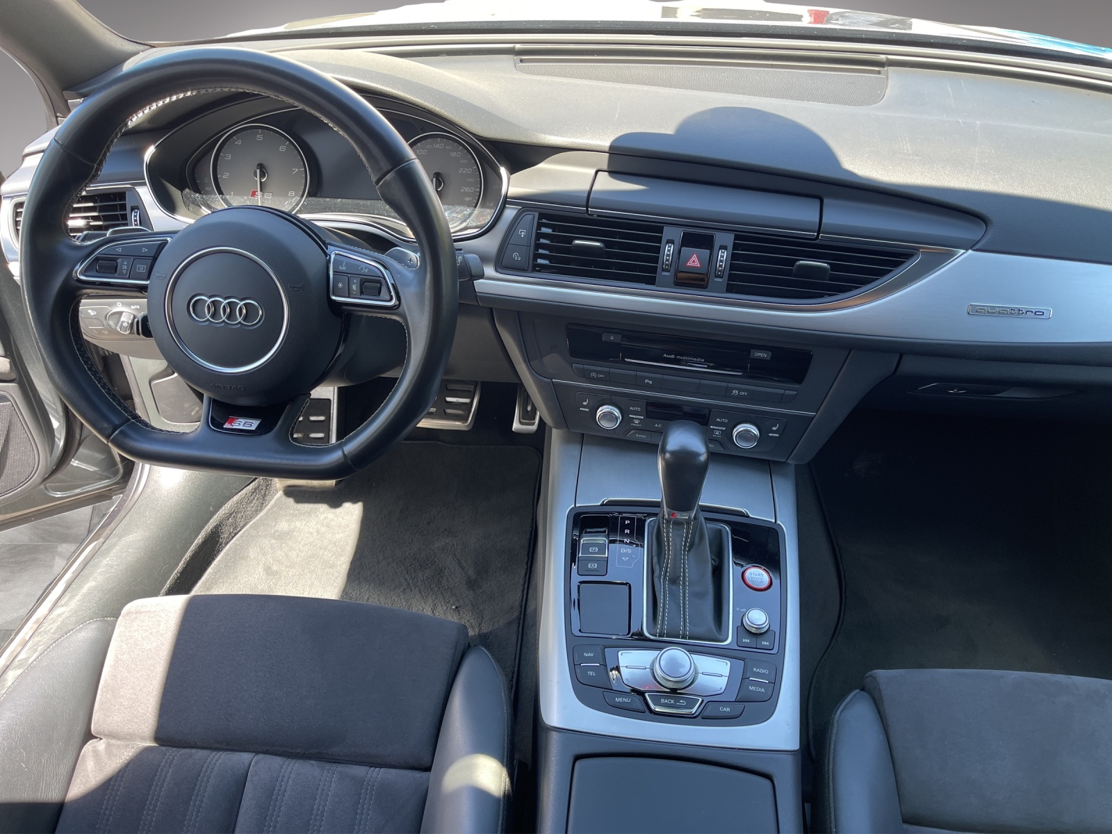 AUDI S6 Avant 4.0 TFSI V8 quattro S-tronic-image-12