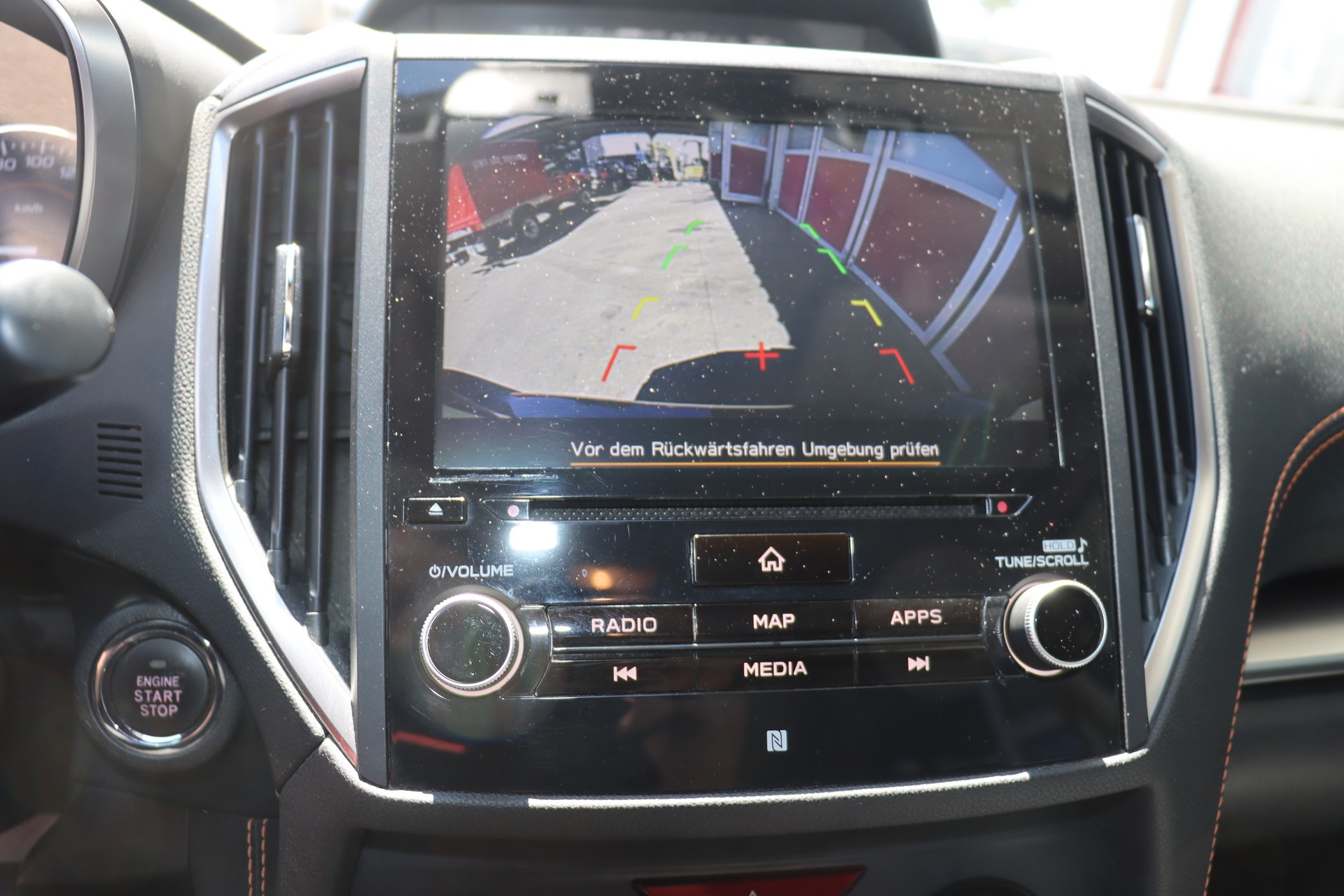 SUBARU XV 2.0 Luxury AWD Lineartronic-image-17