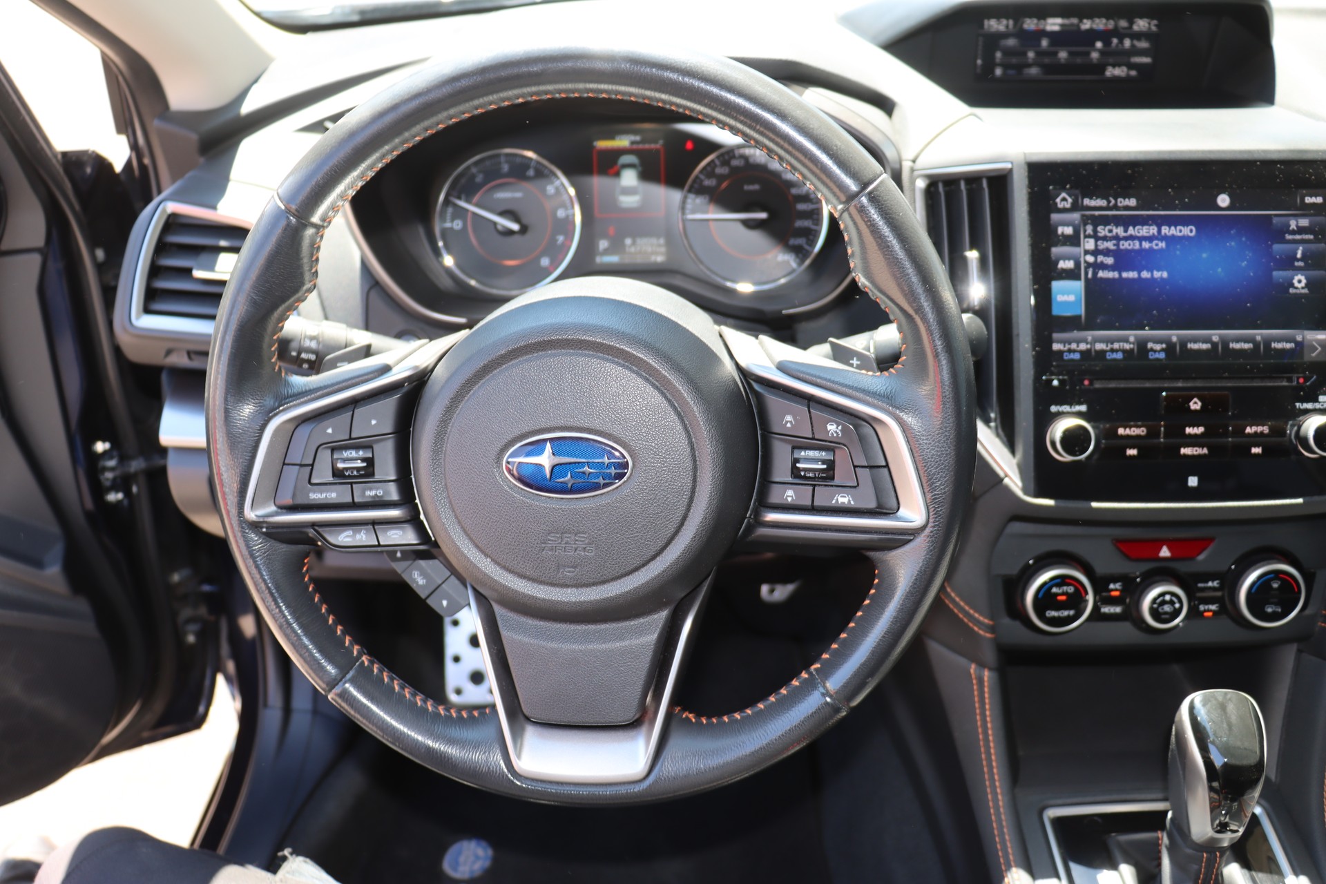 SUBARU XV 2.0 Luxury AWD Lineartronic-image-13