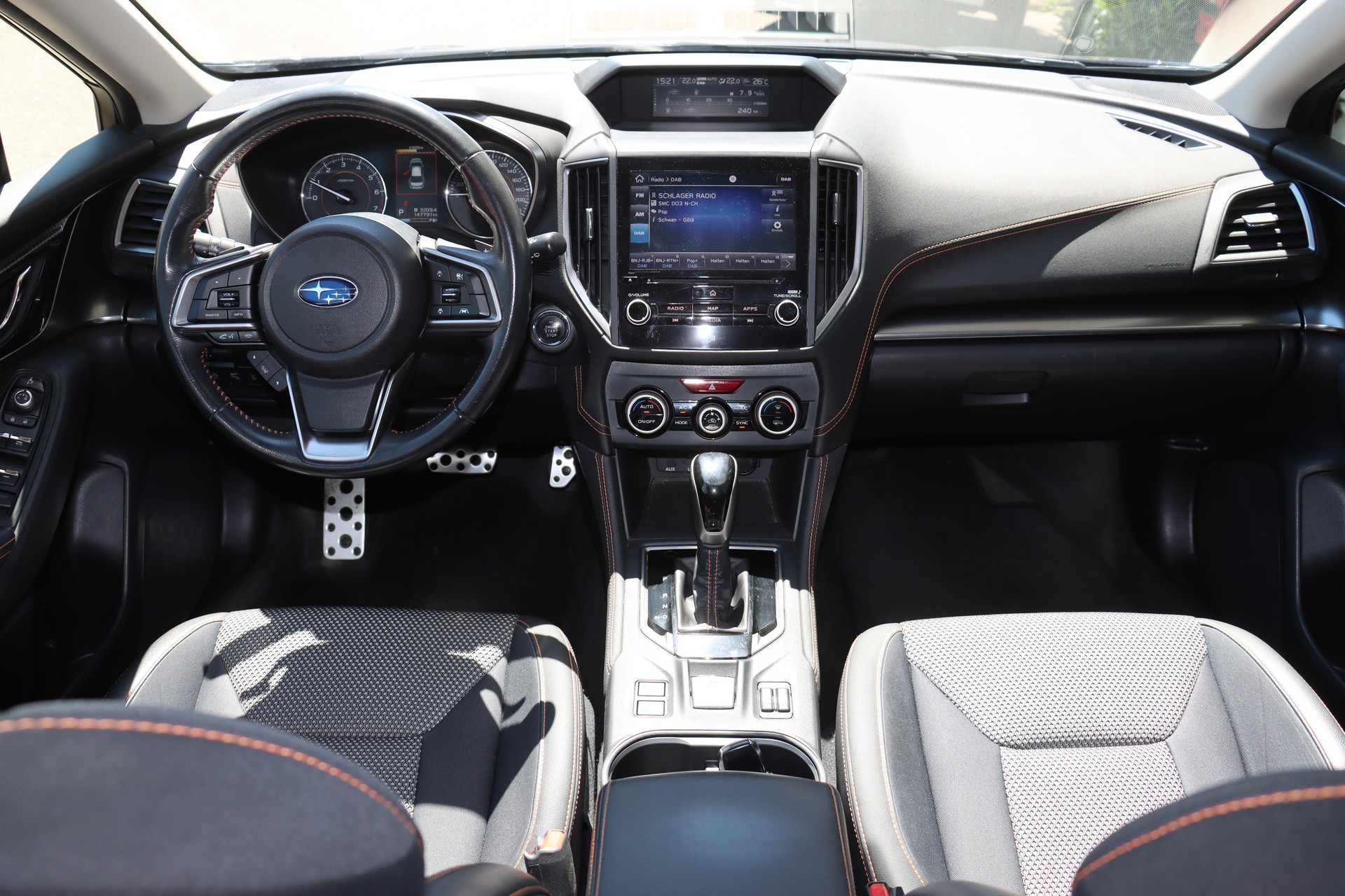 SUBARU XV 2.0 Luxury AWD Lineartronic-image-9