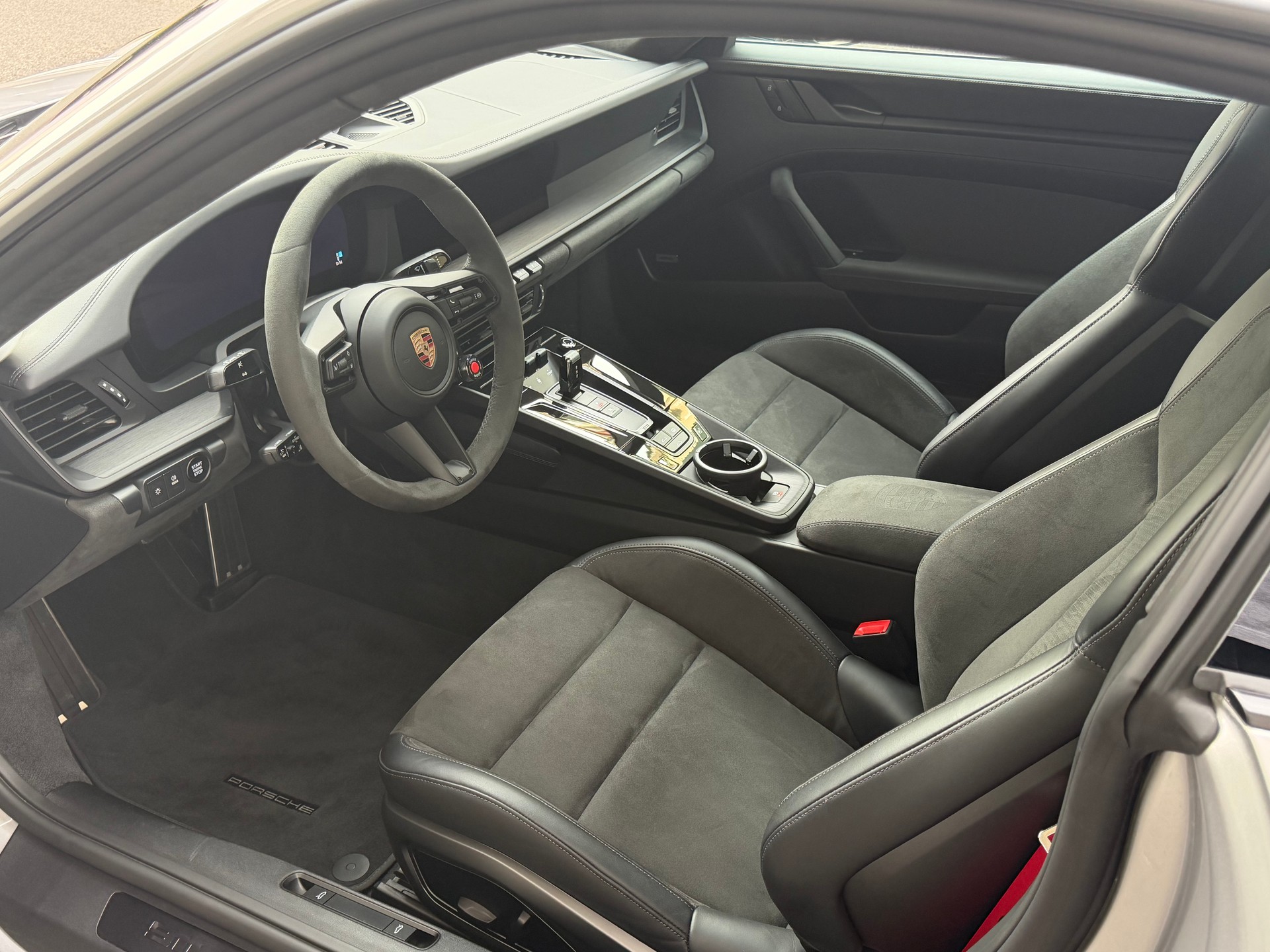 PORSCHE 911 Carrera GTS PDK-image-4