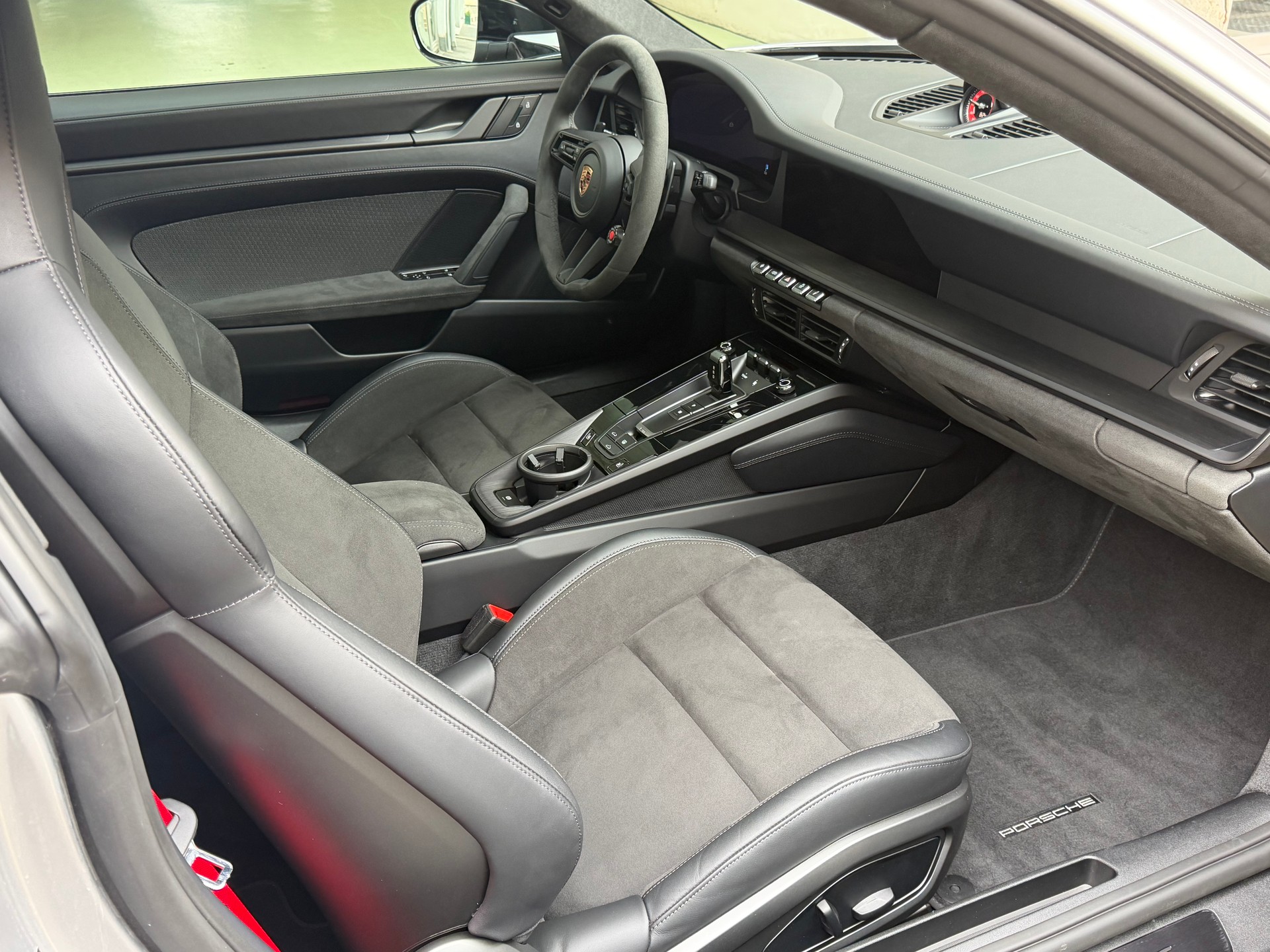 PORSCHE 911 Carrera GTS PDK-image-5