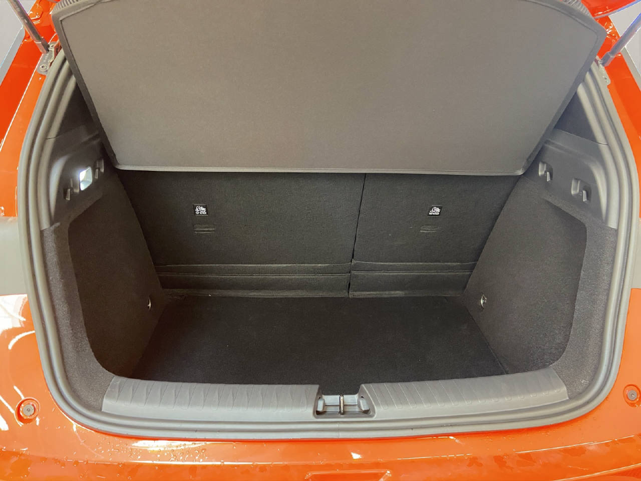 BYD Dolphin G DM-i Comfort-image-11