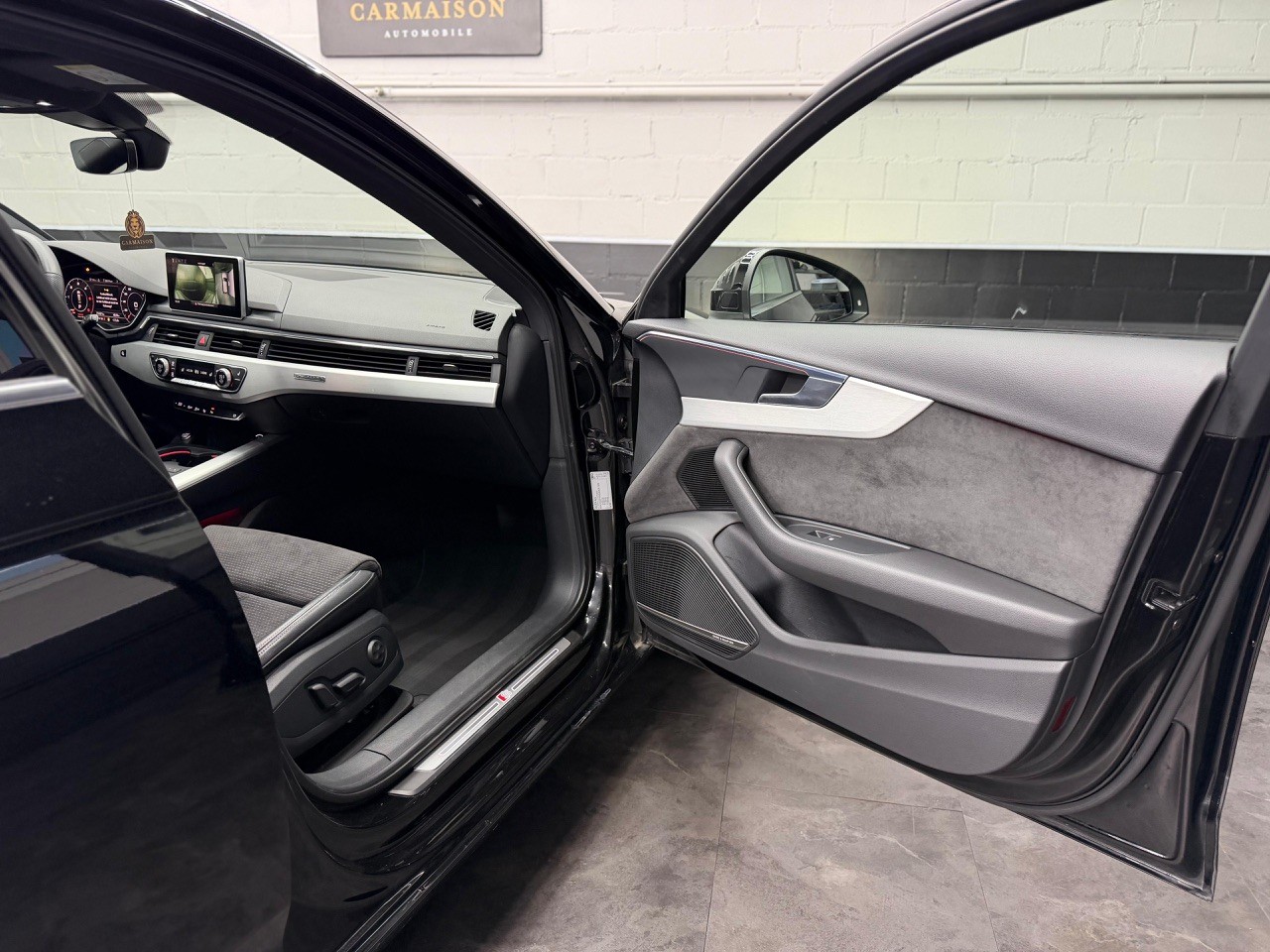 AUDI A4 Avant 3.0 TDI Sport S Line quattro | S-Line | 360° Kamera | Anhängerkupplung | Schiebedach-image-19