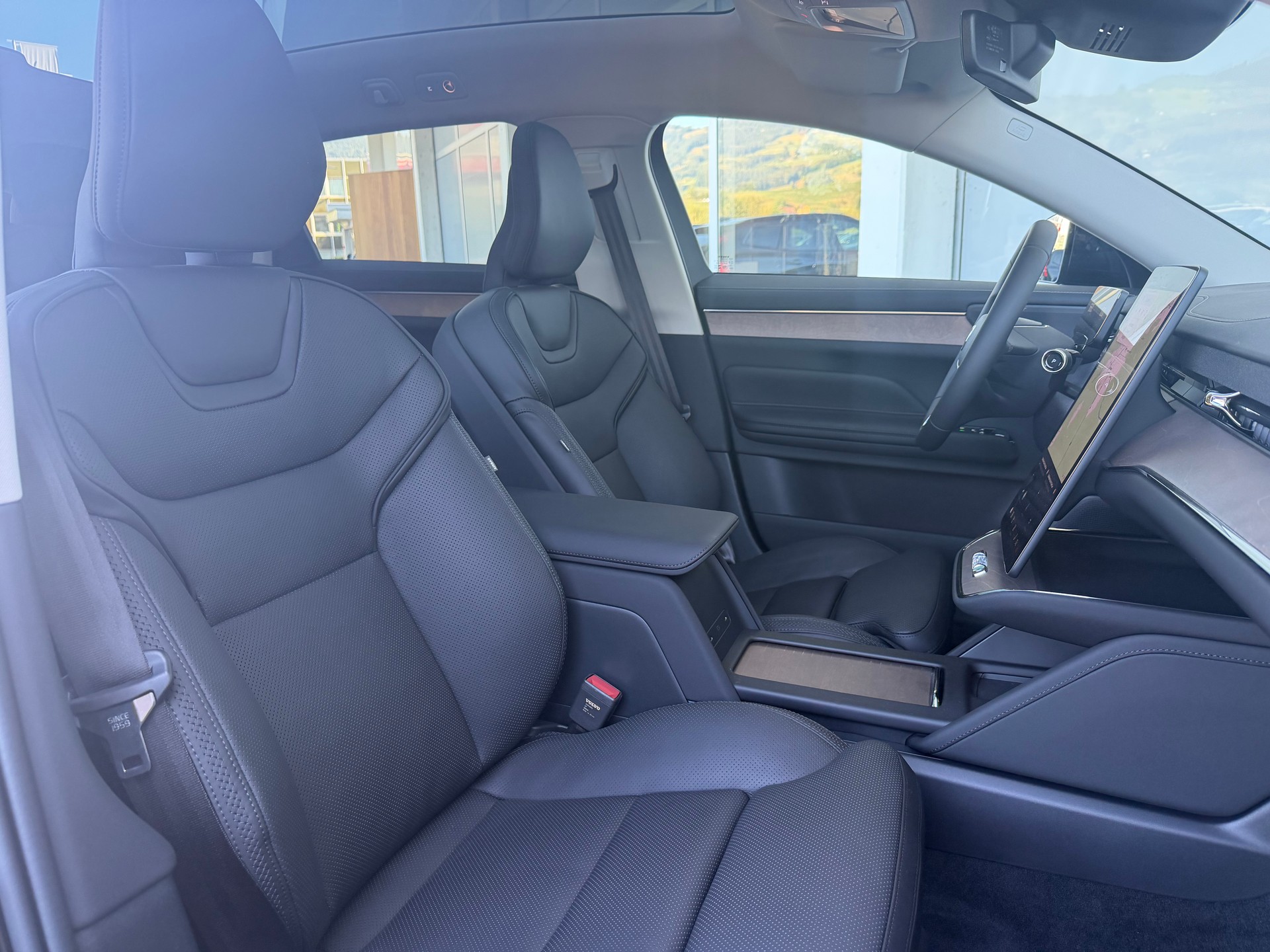 VOLVO ES90 Single 88 kWh Ultra-showroom-element-3