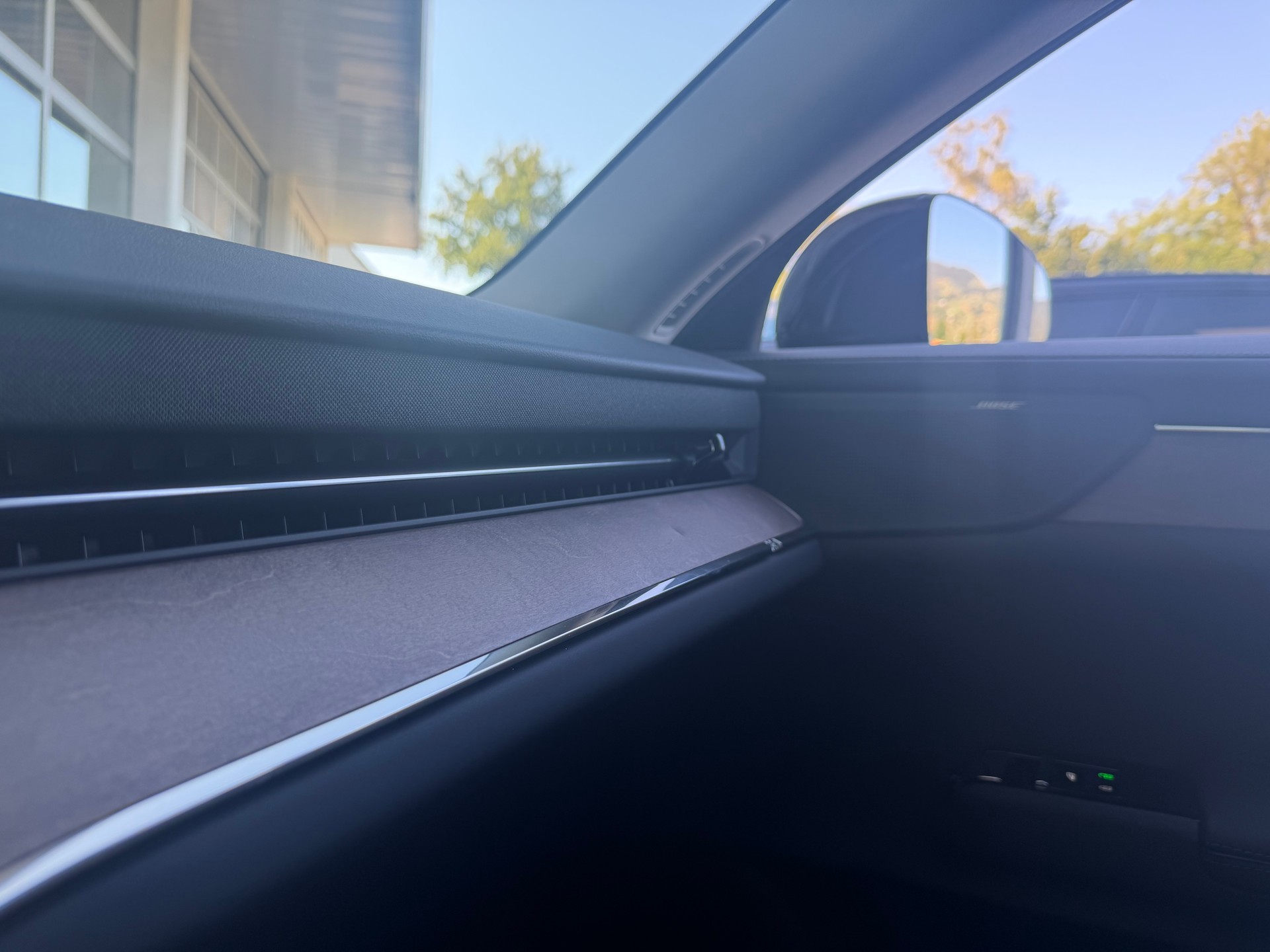 VOLVO ES90 Single 88 kWh Ultra-image-13