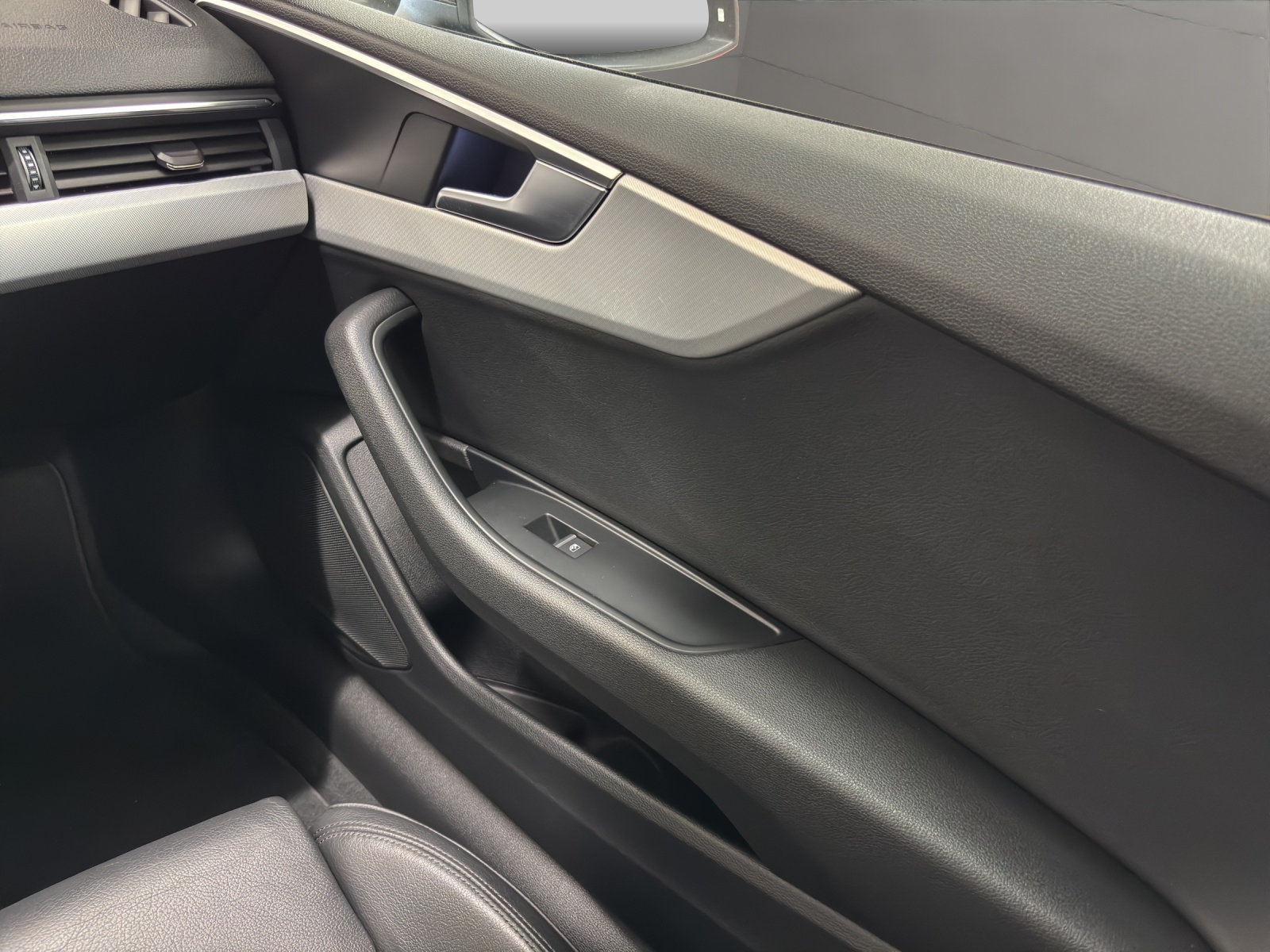 AUDI A5 Coupé 2.0 TDI Sport S-tronic-image-16